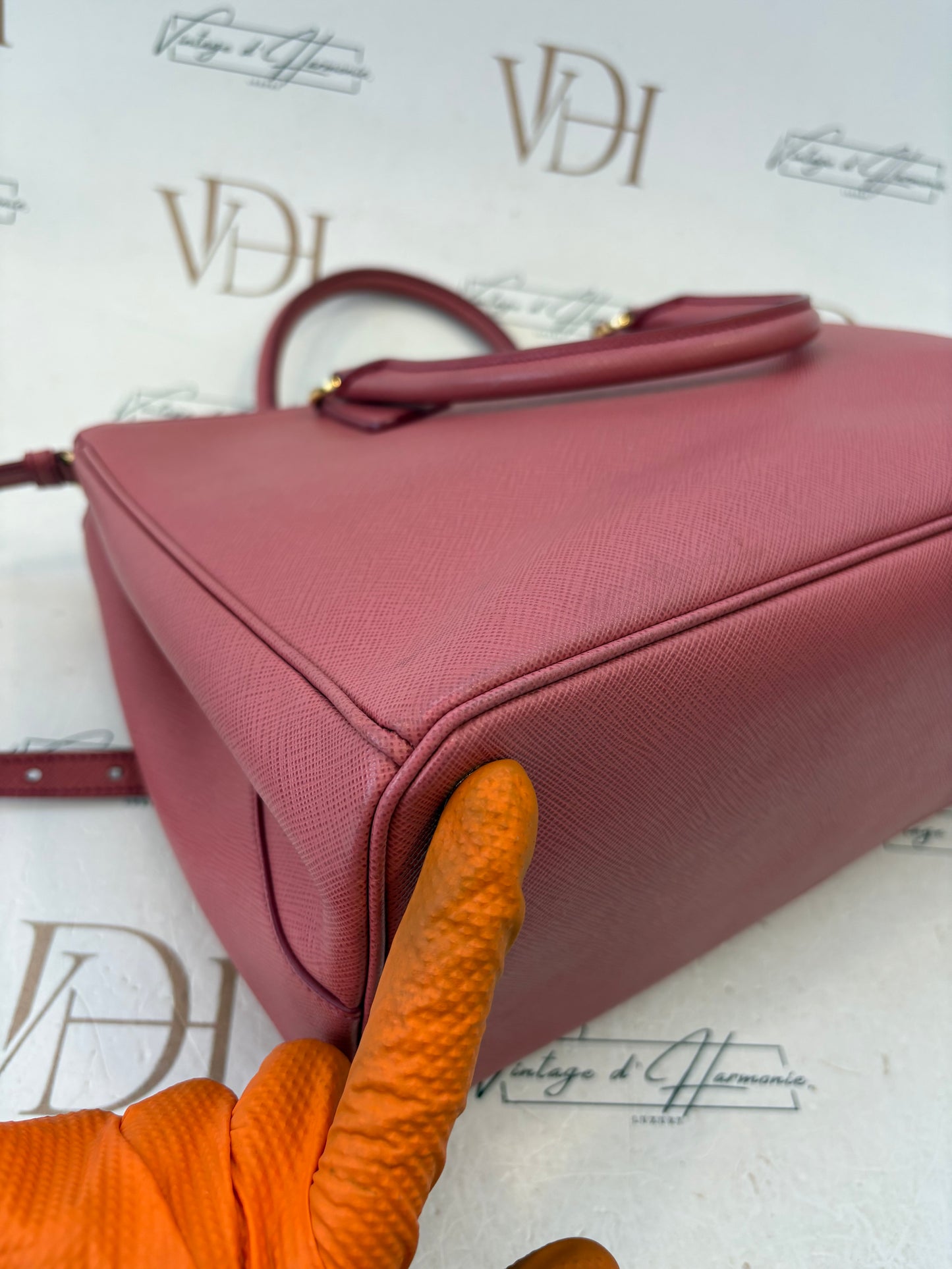201002 - Prada Galleria Pink