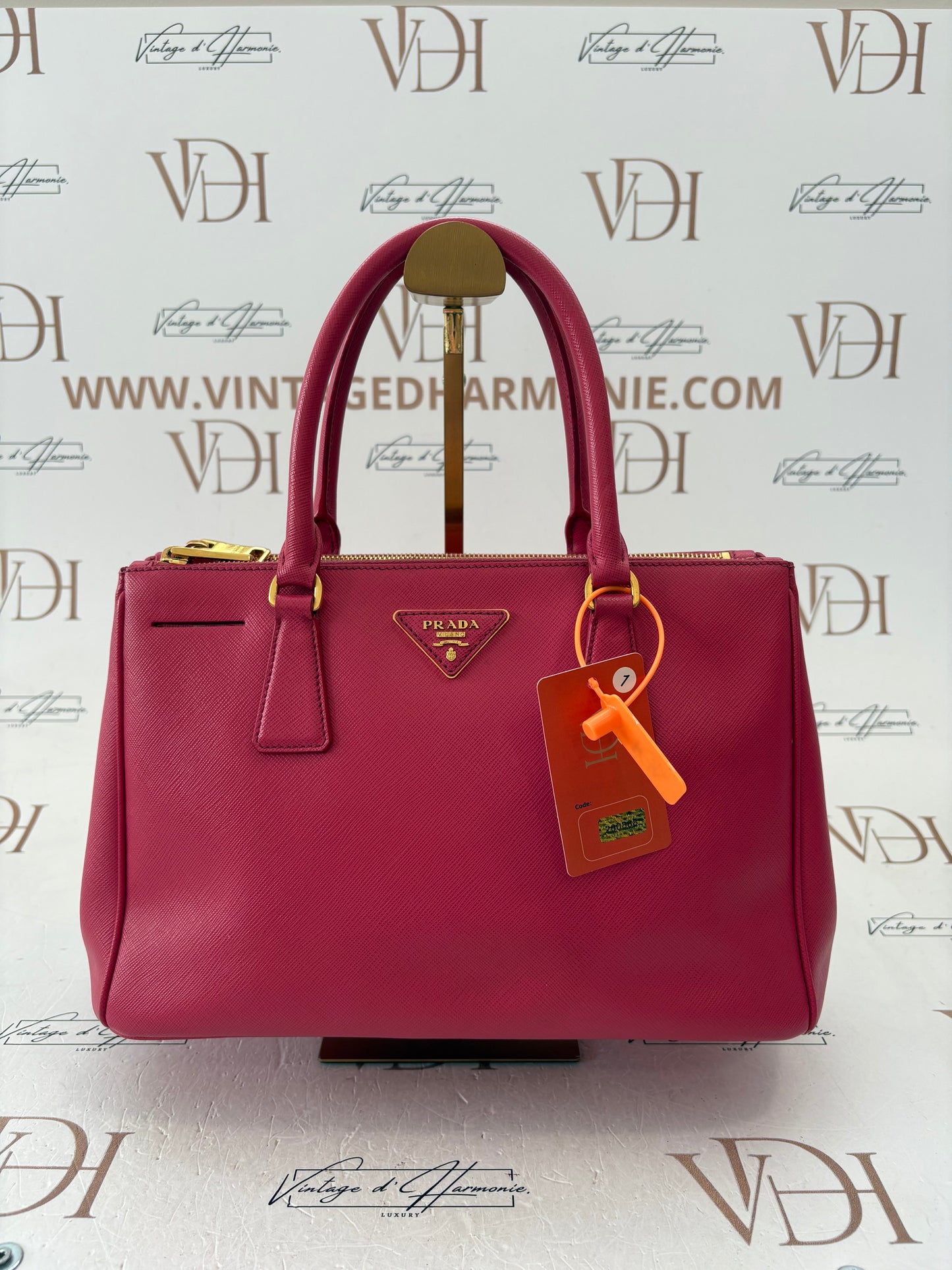 200888 - Prada Galleria
