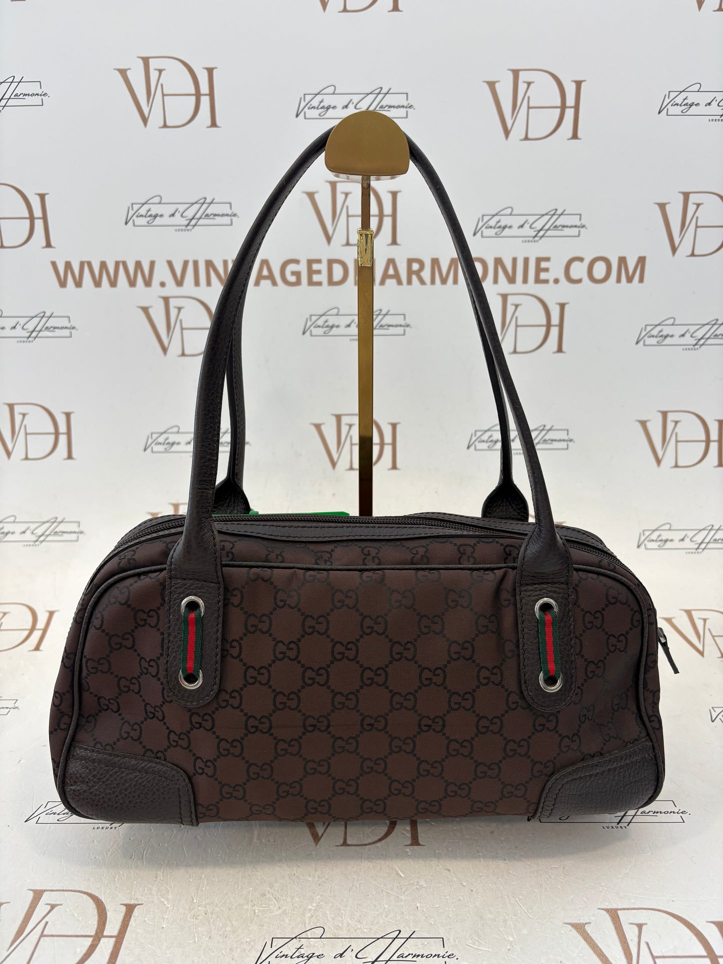 017073 - Gucci Brown GG