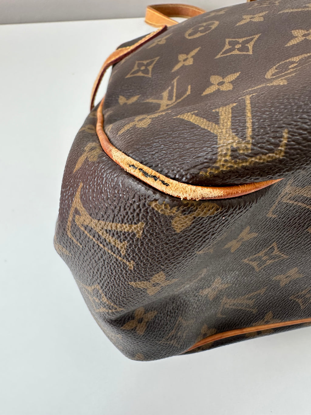 Louis Vuitton Batignolles