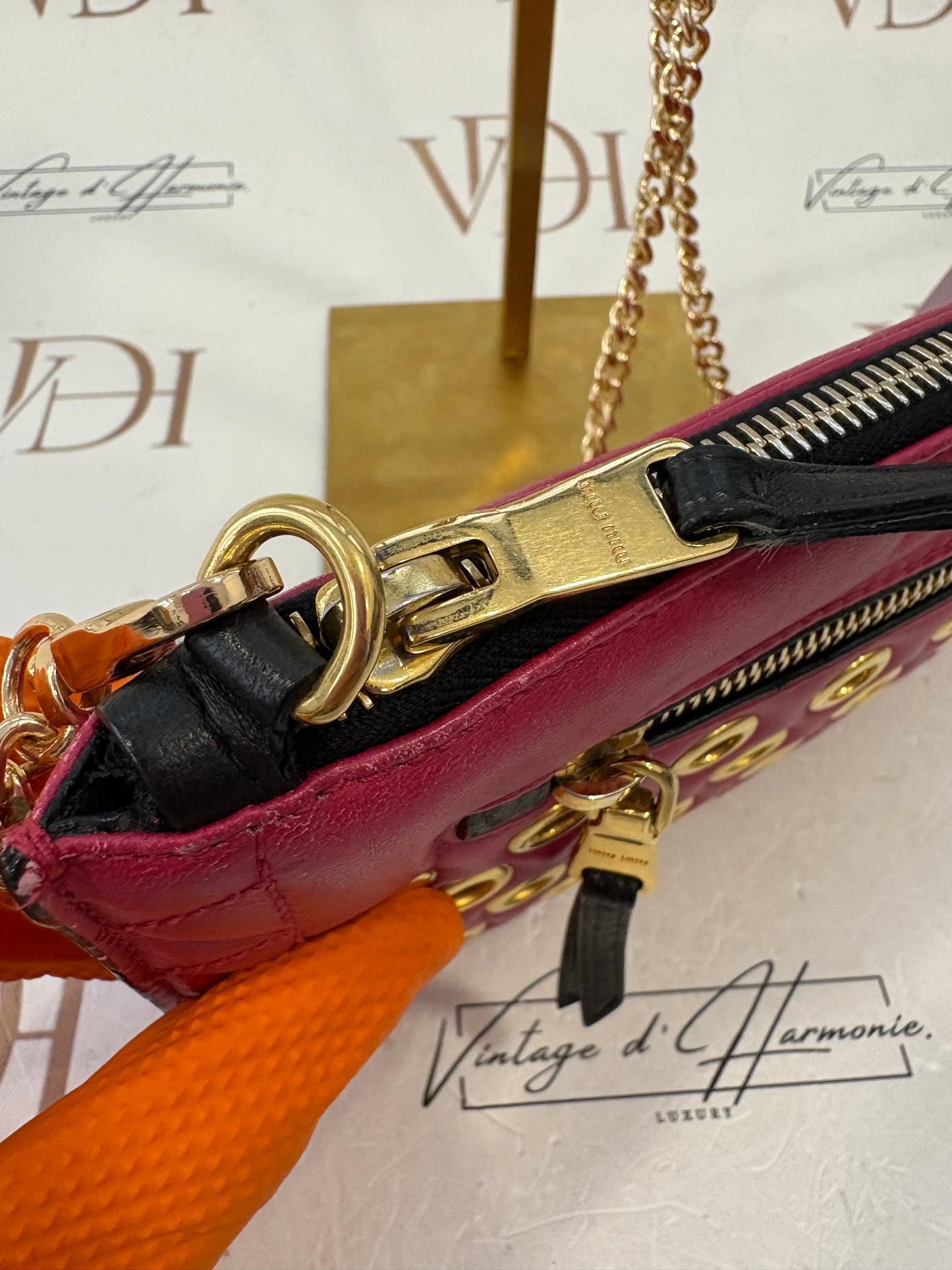 383227 - Miu Miu Zipper Wallet