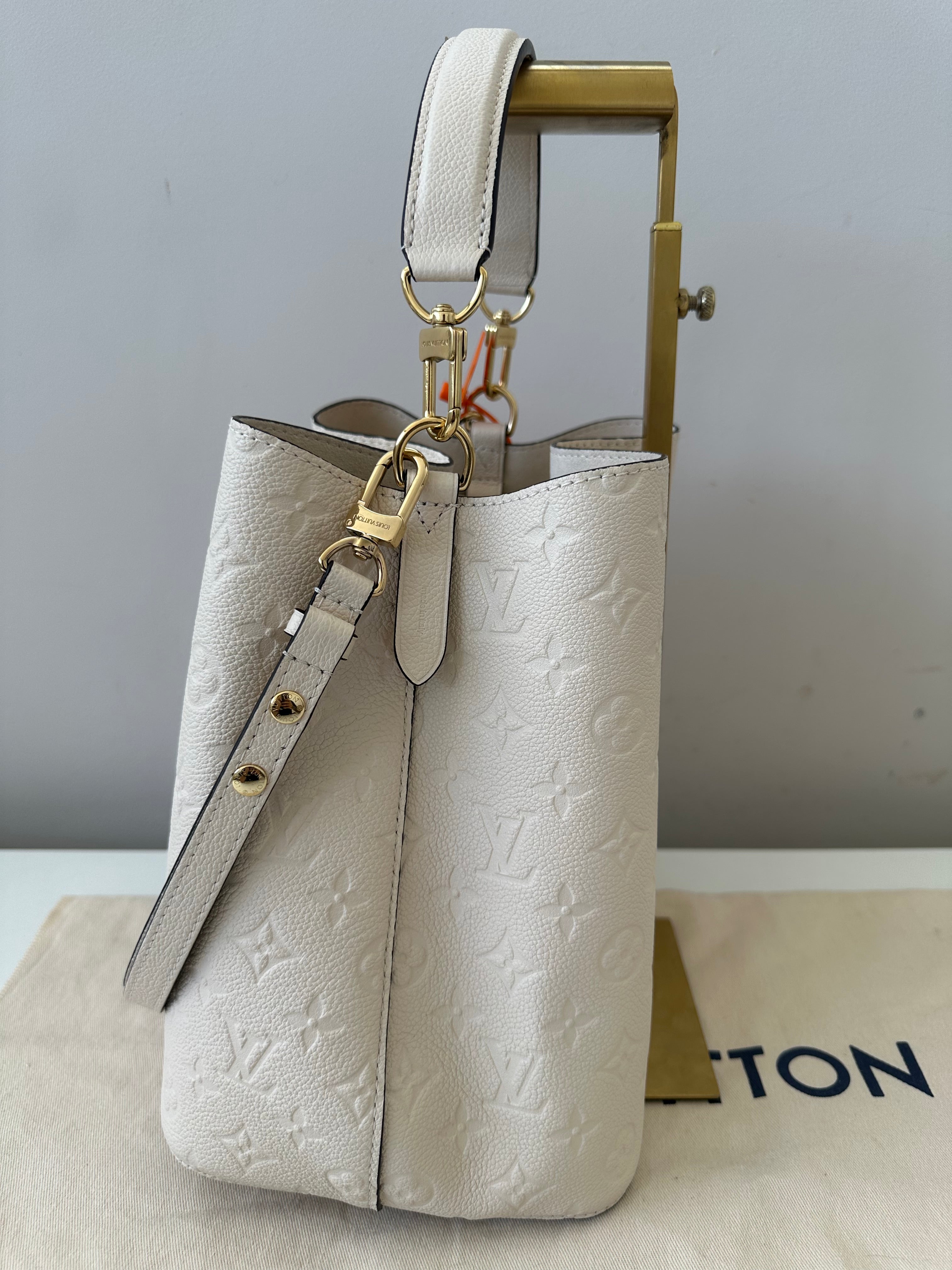 Louis Vuitton Neonoe