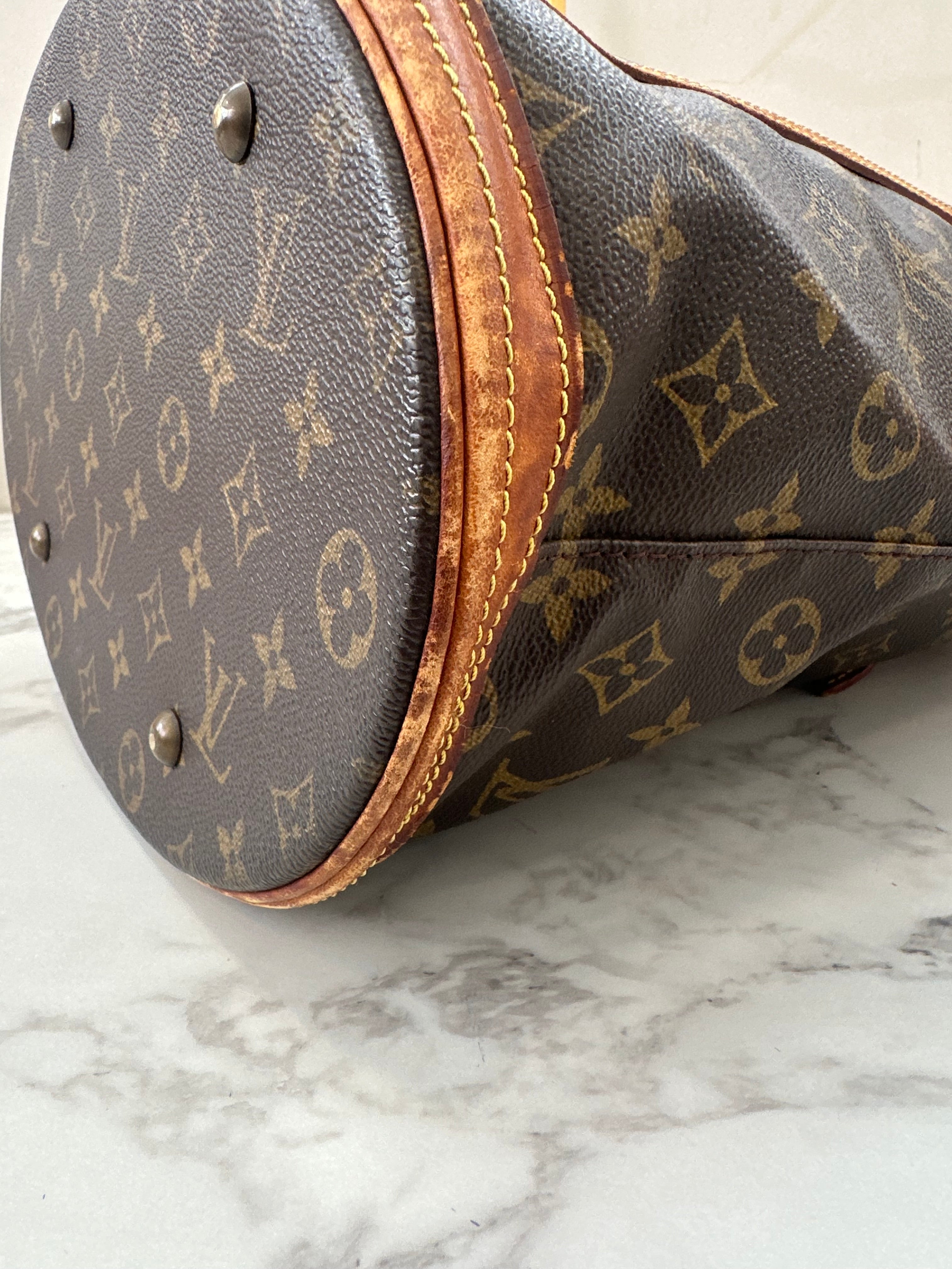 Louis Vuitton Bucket GM