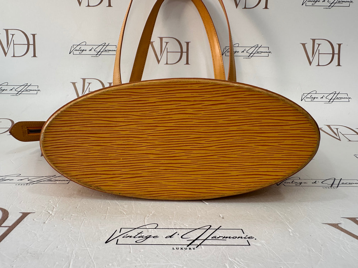 016875 - Louis Vuitton Epi Saint Jacques