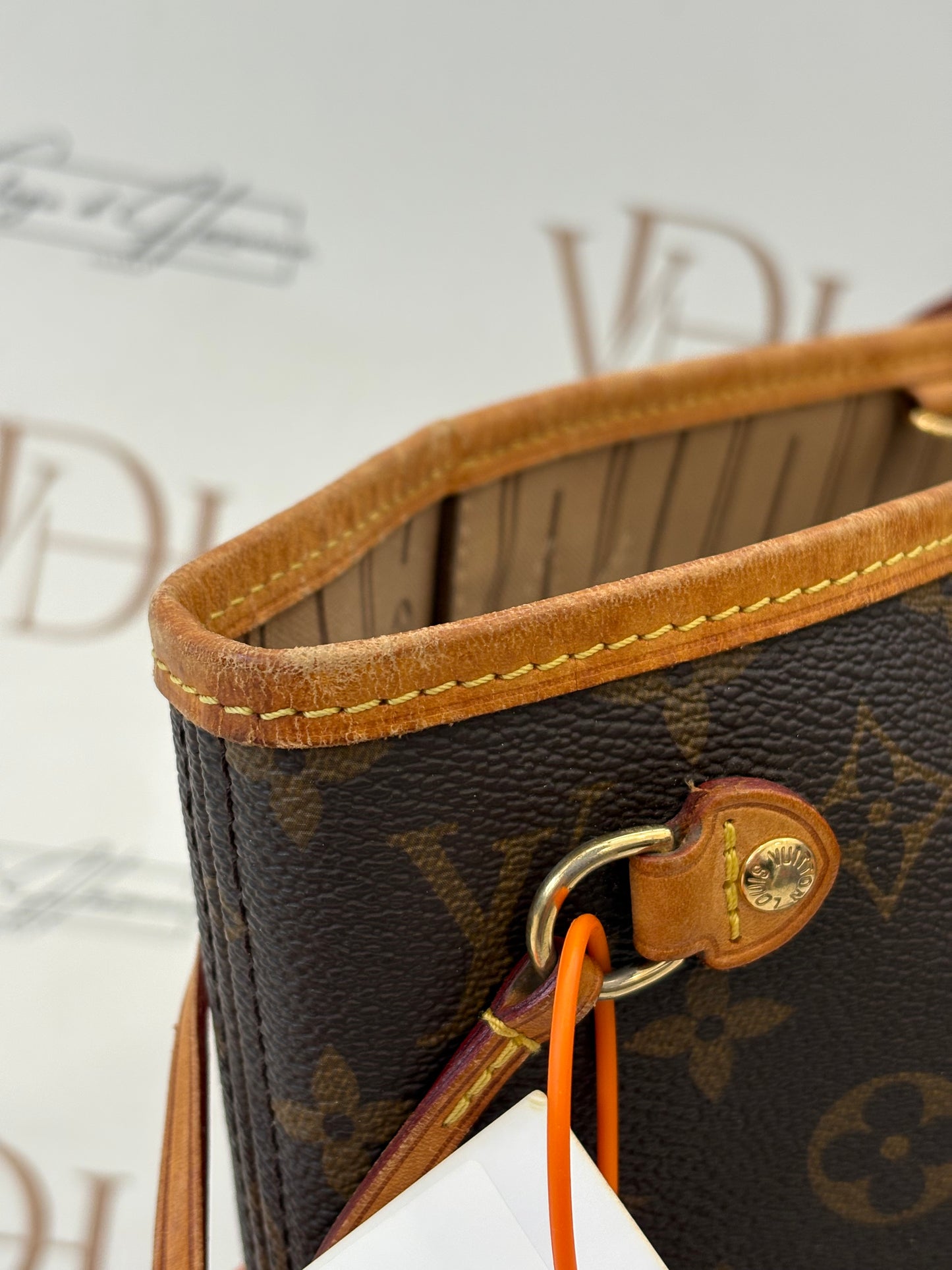 018855 - Louis Vuitton Neverfull PM