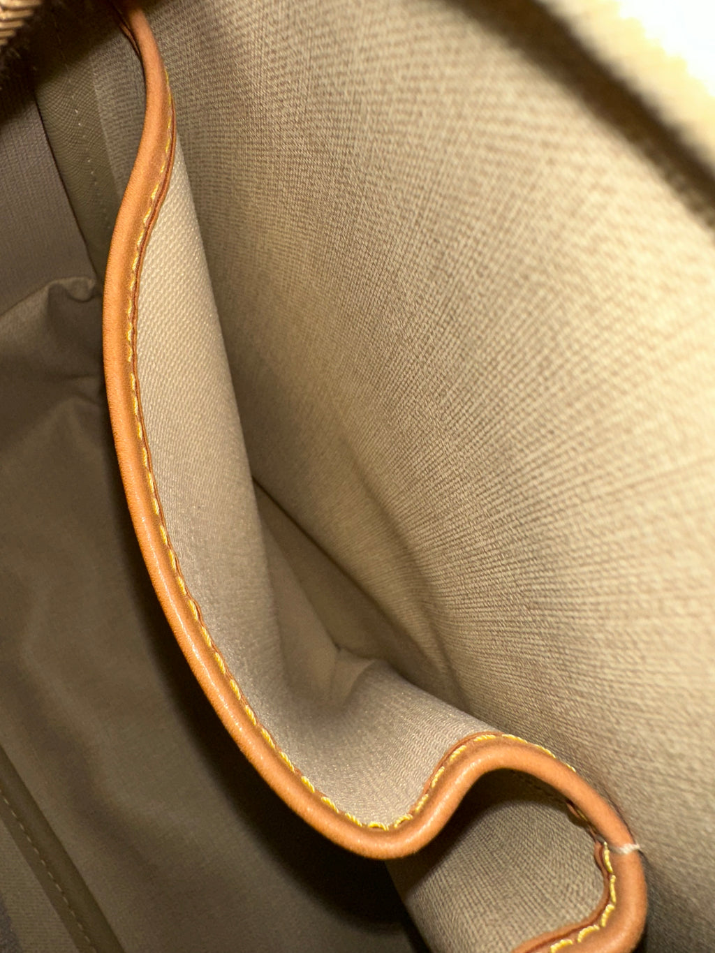 Louis Vuitton Deauville