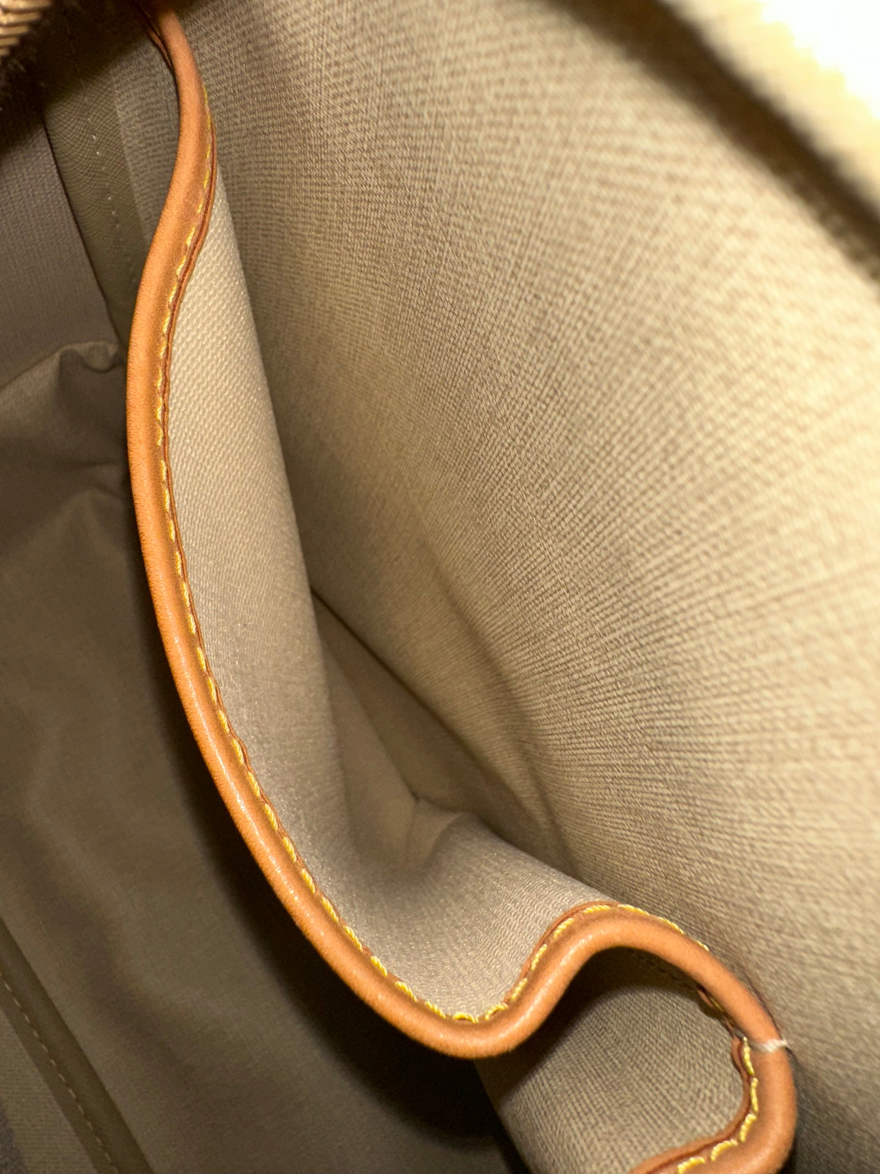 Louis Vuitton Deauville