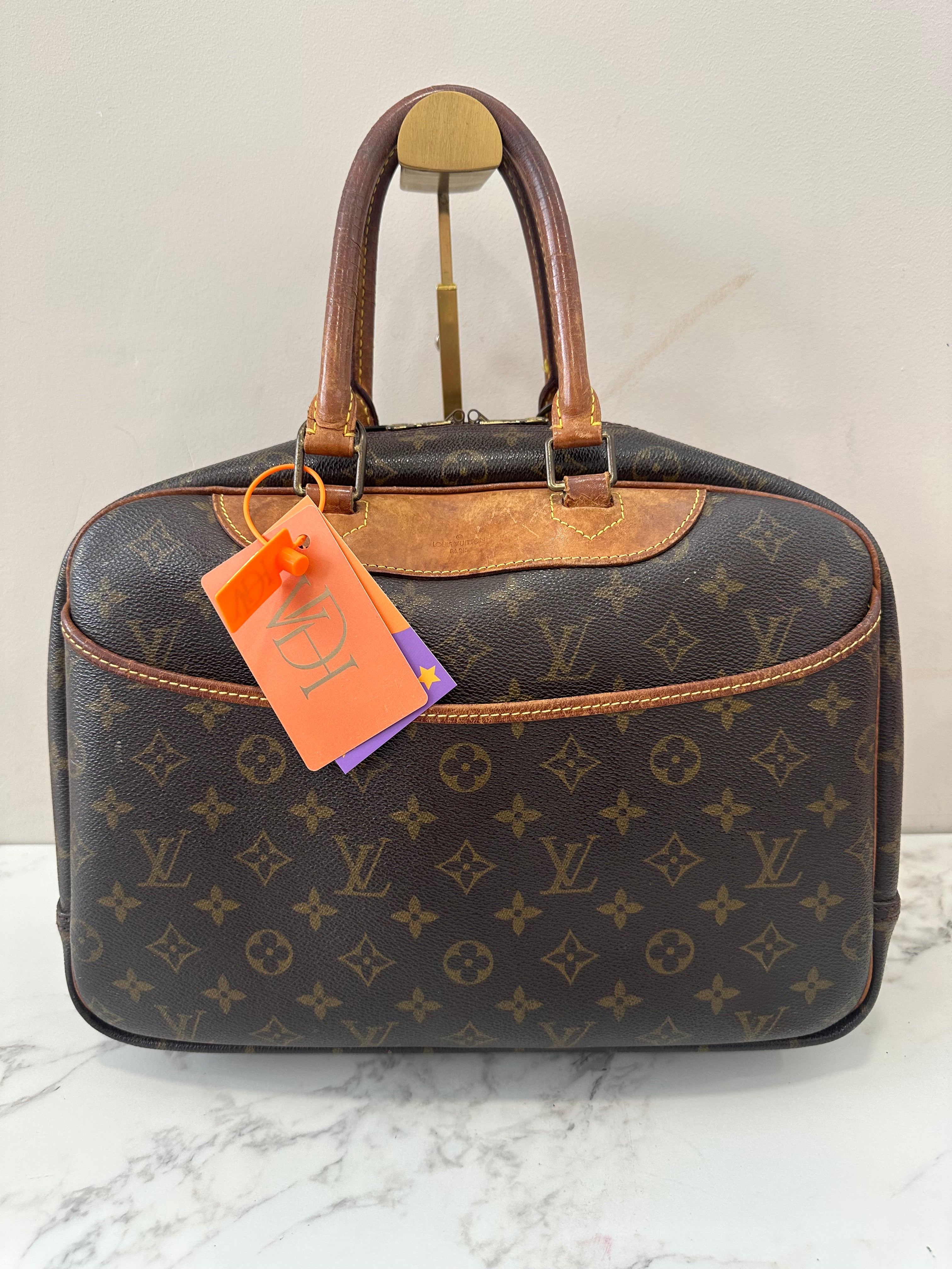 Louis Vuitton Deauville