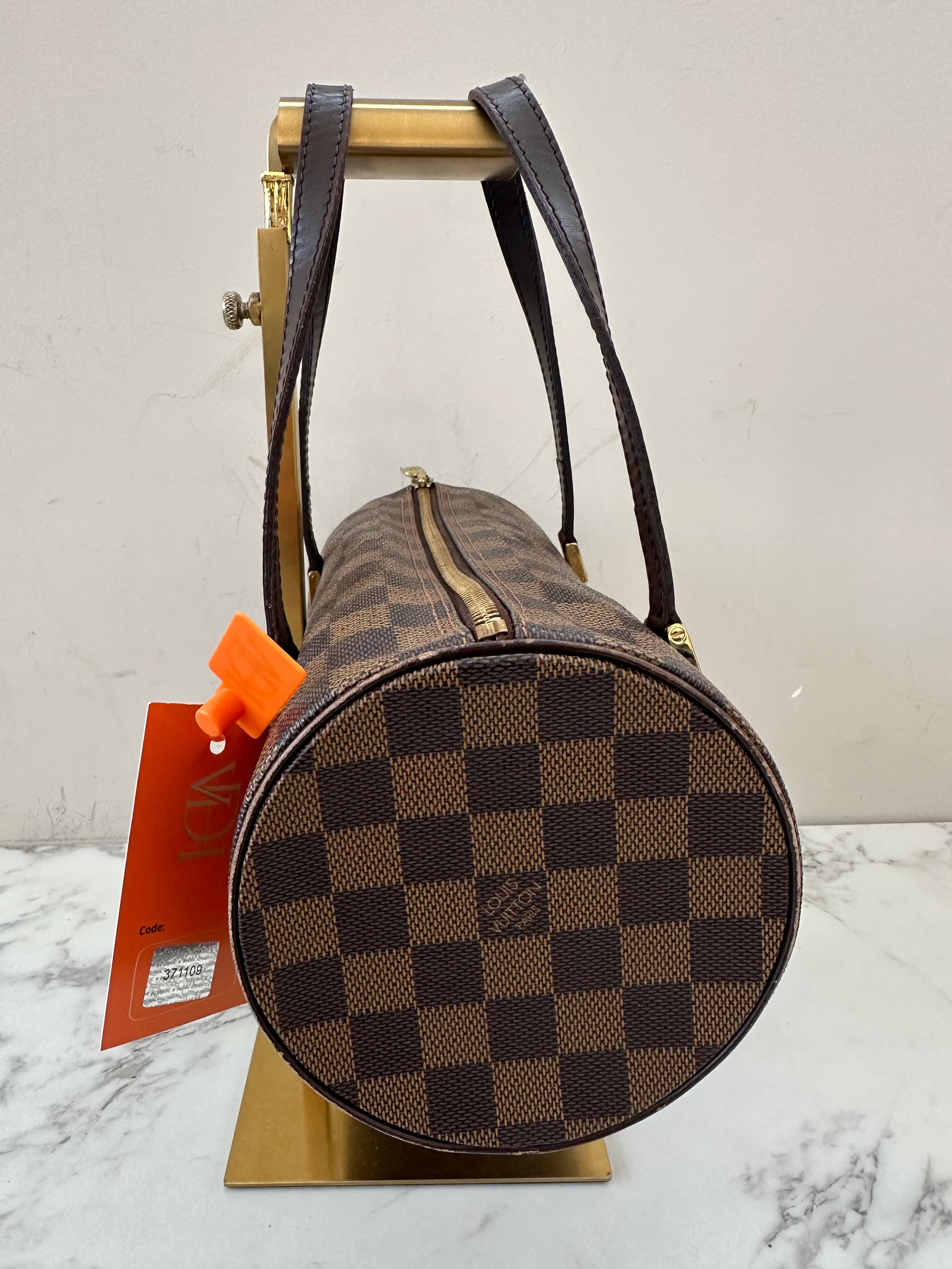 Louis Vuitton Papillon 26