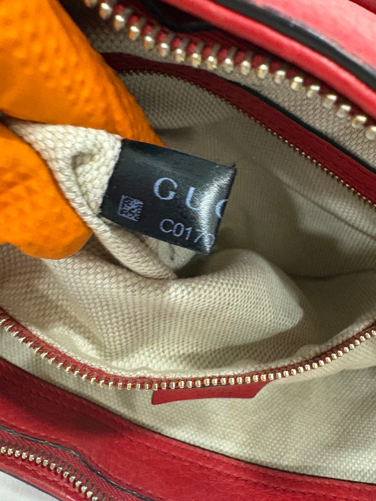 383087 - Gucci Soho