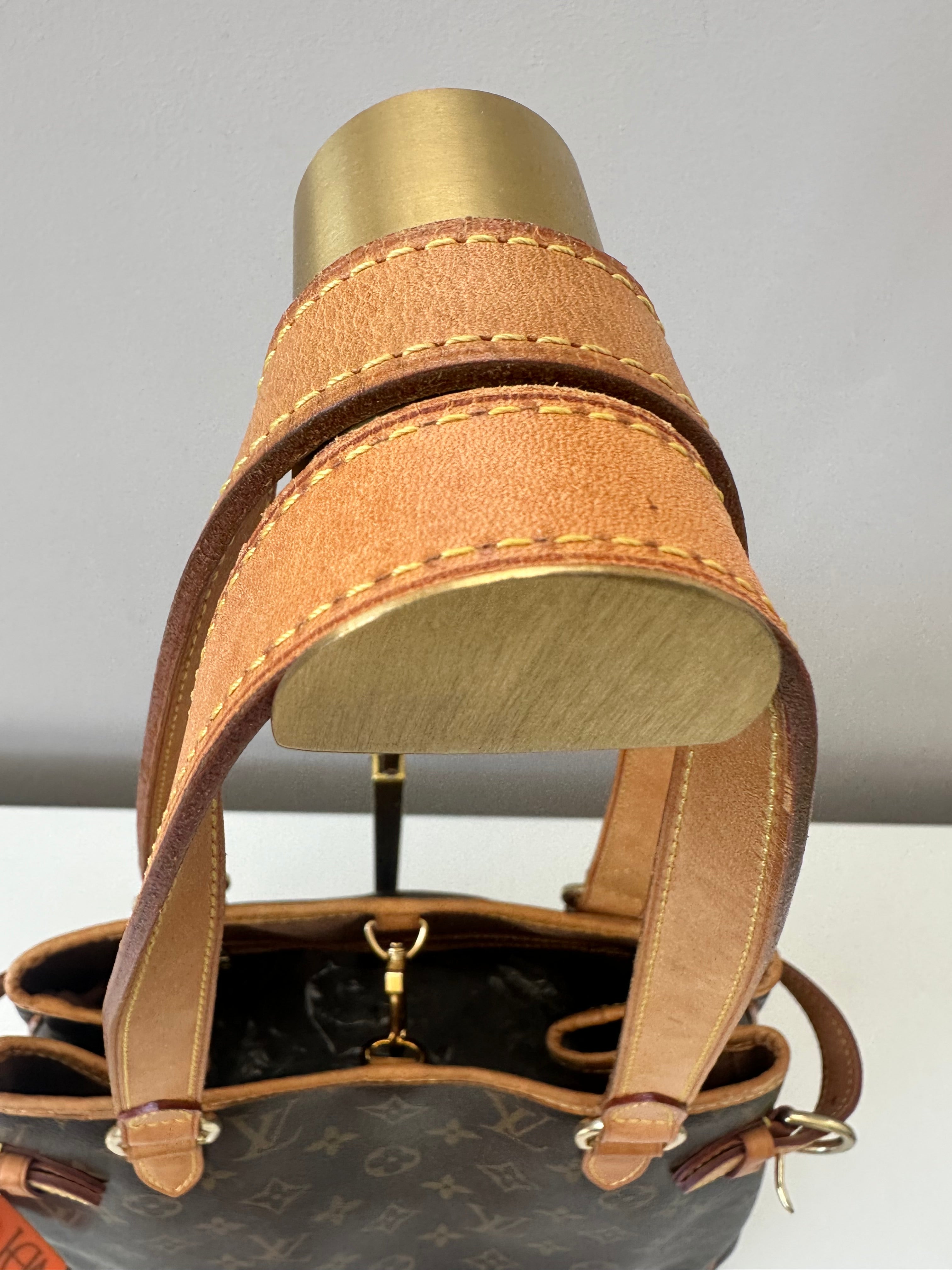 Louis Vuitton Batignolles Vertical