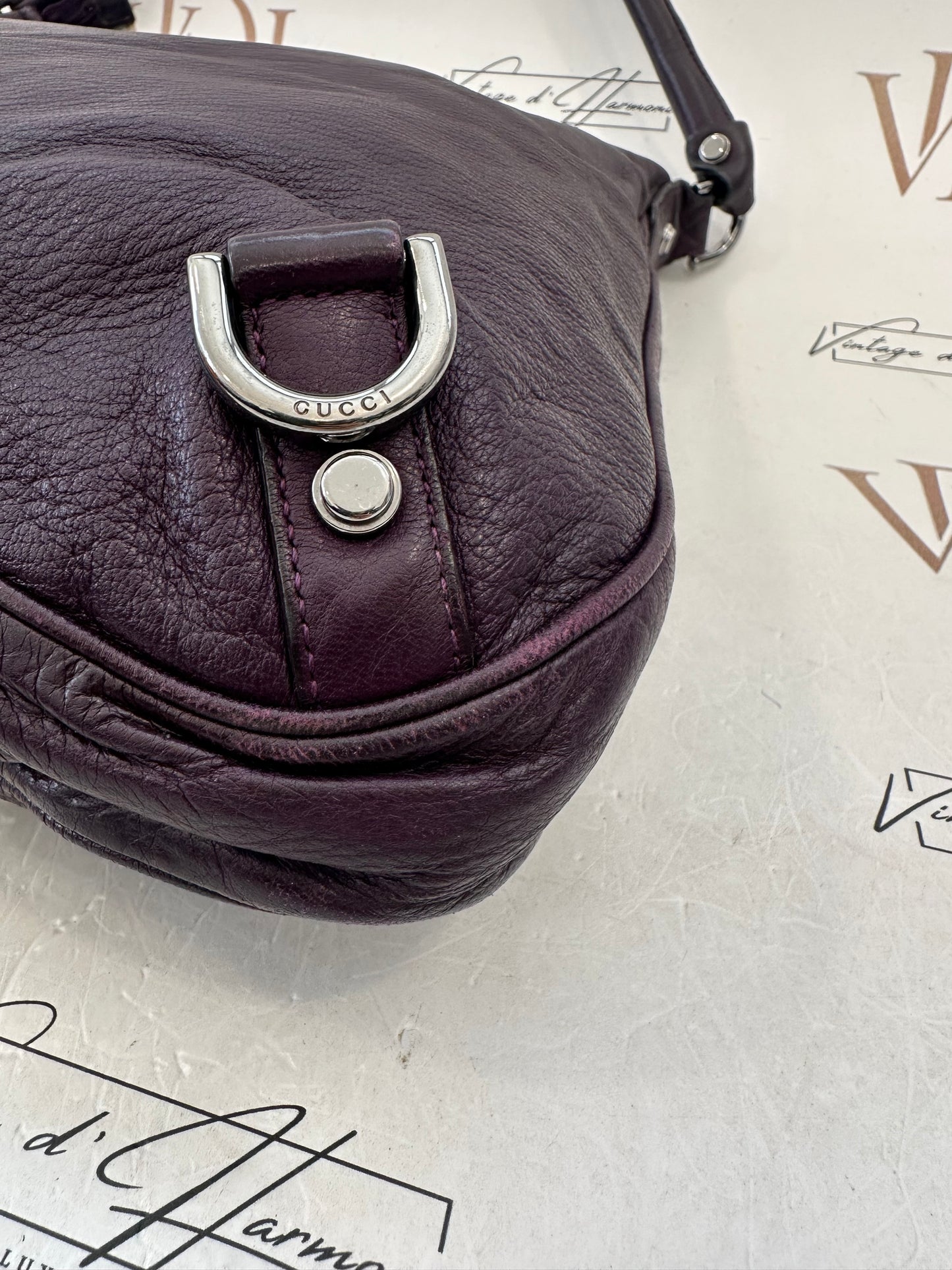 382387 - Gucci Abbey