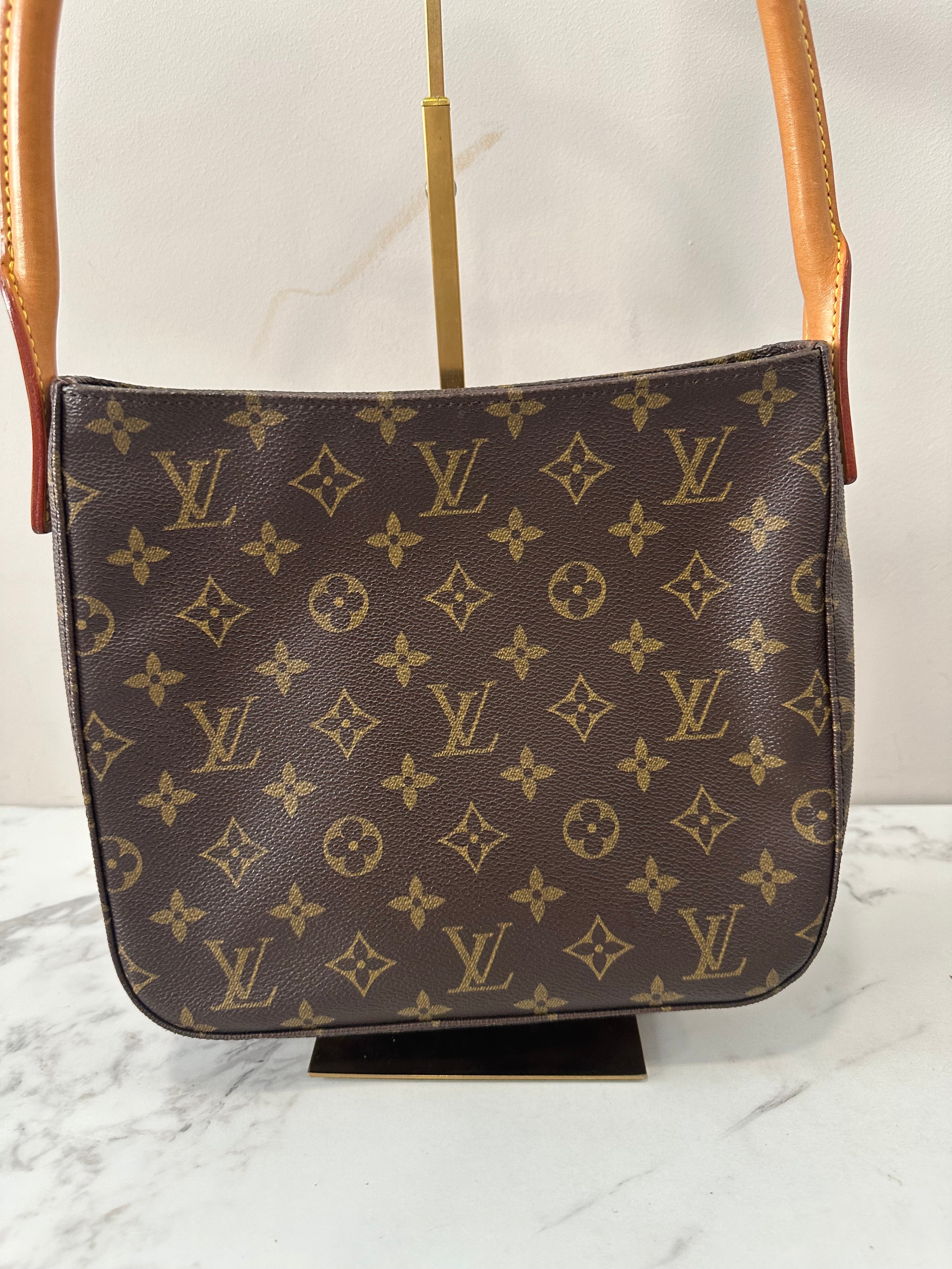 Louis Vuitton Looping MM