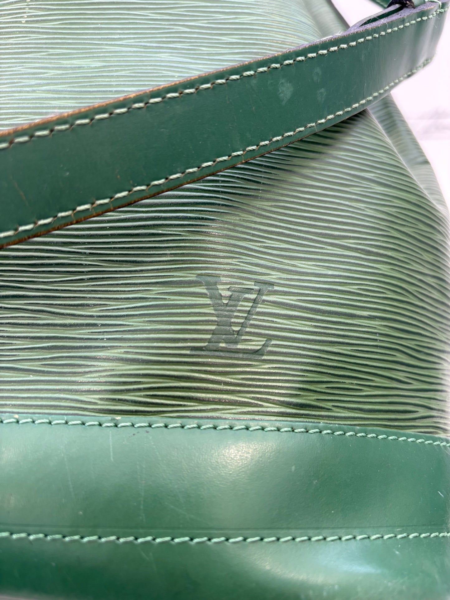 017680 - Louis Vuitton Noé Epi