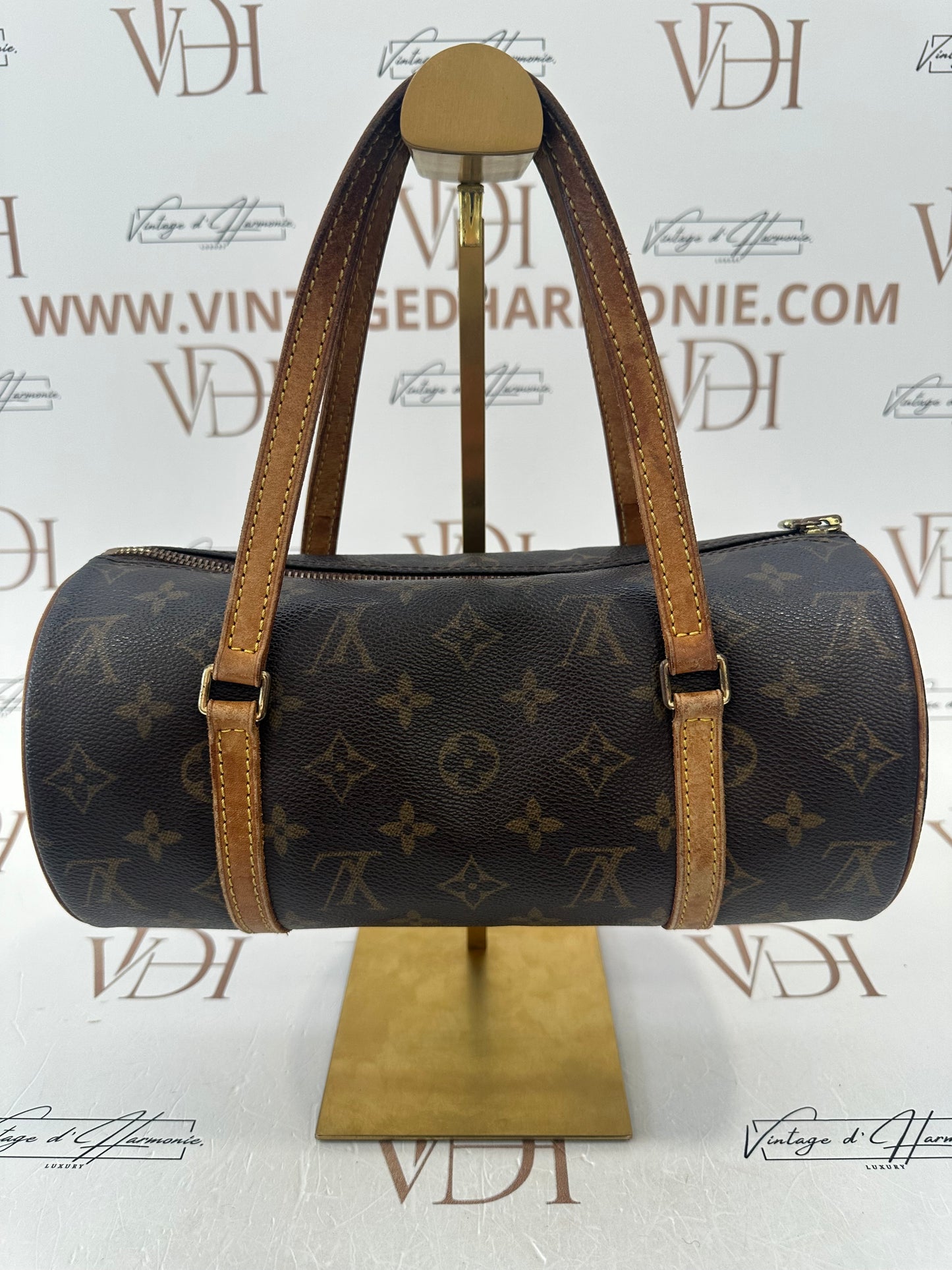 017760 - Louis Vuitton Papillon 26