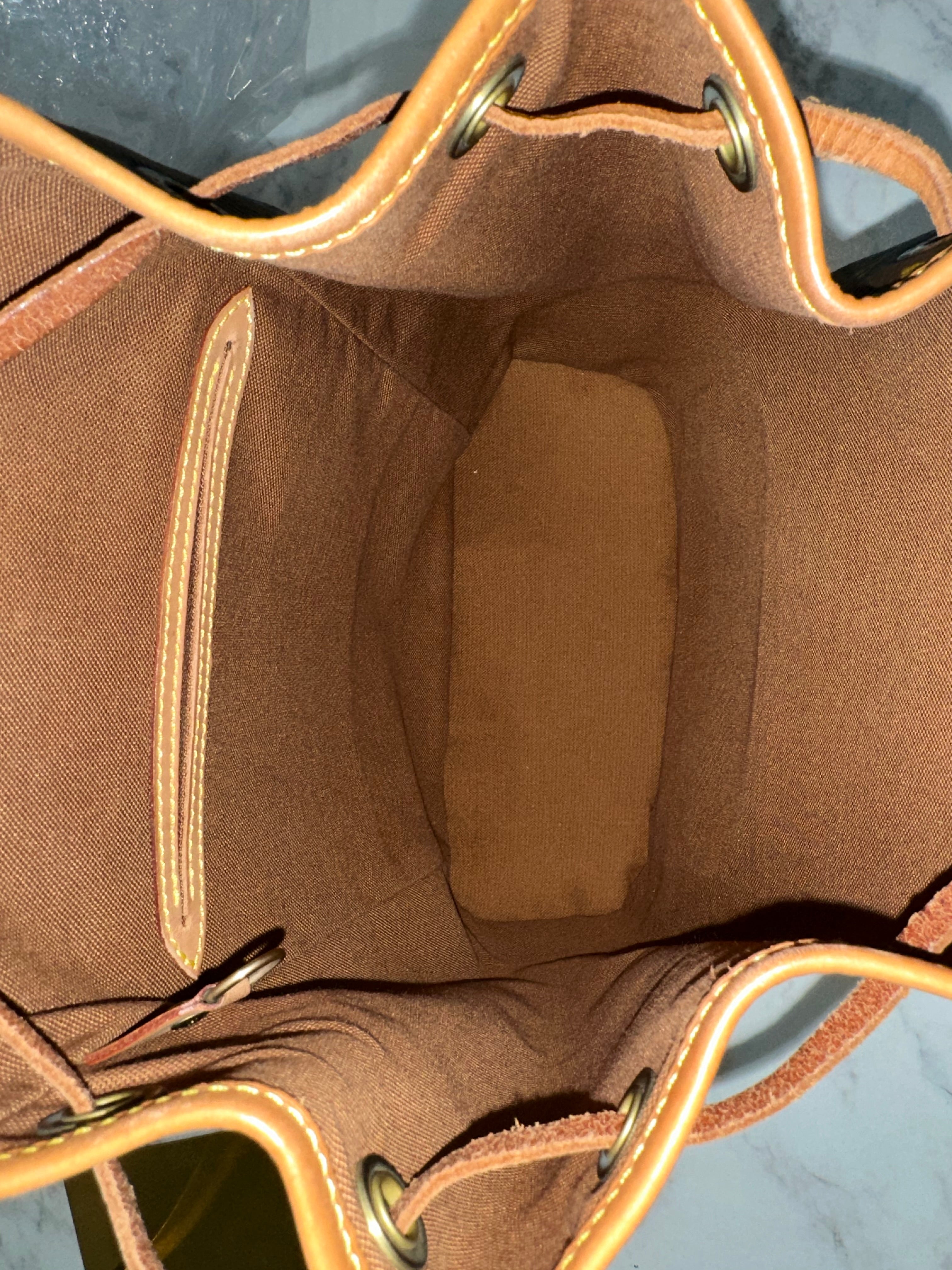 Louis Vuitton Montsouris MM