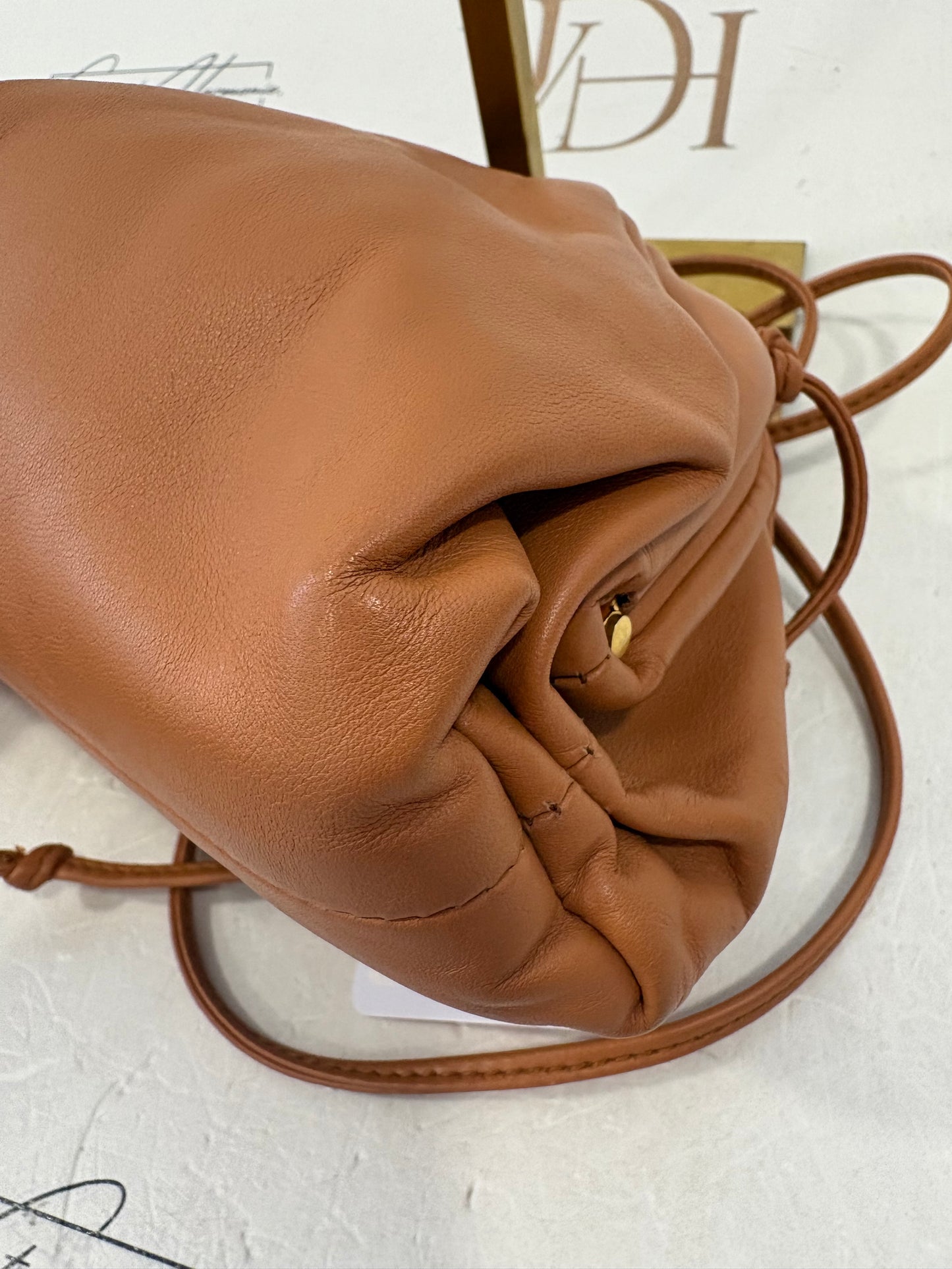 382774 - Bottega Veneta Pouch
