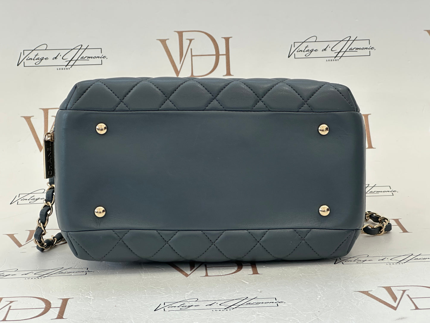 017899 - Chanel Gray Lambskin Trendy CC