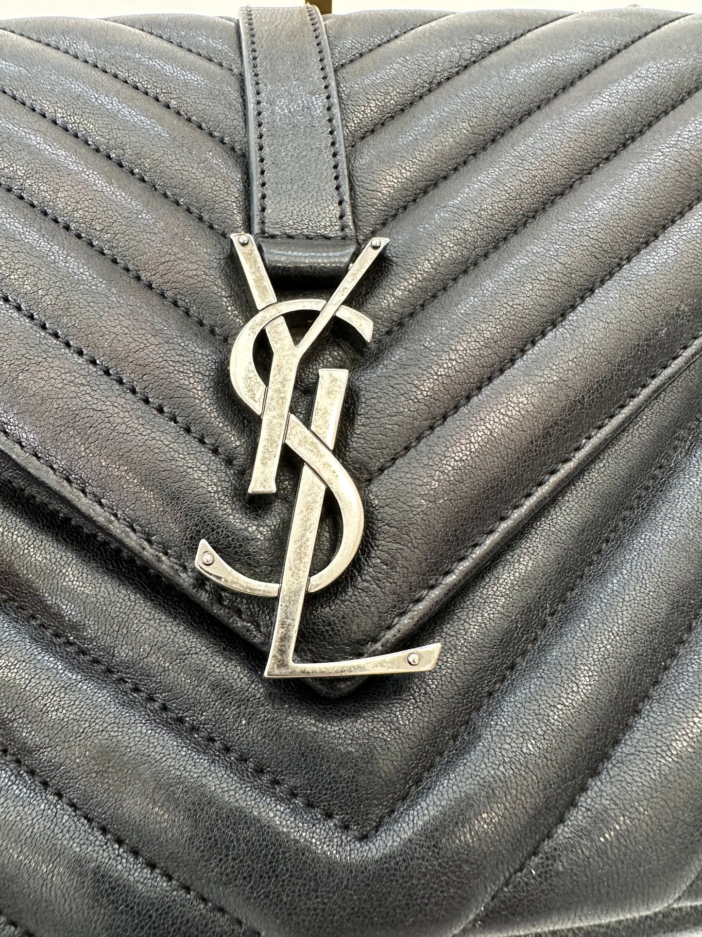 382565 - Saint Laurent College