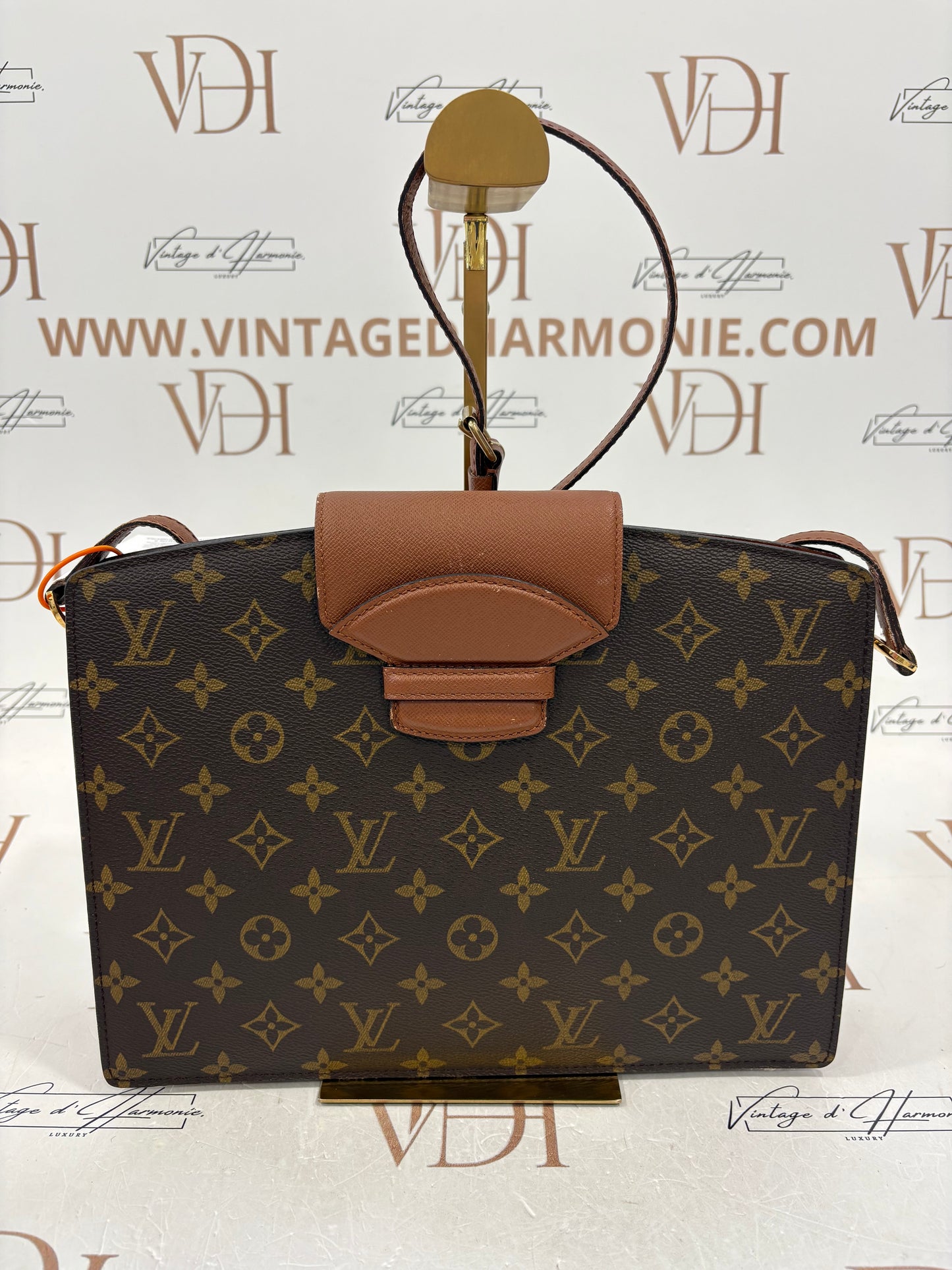 016947 - Louis Vuitton Kurcell