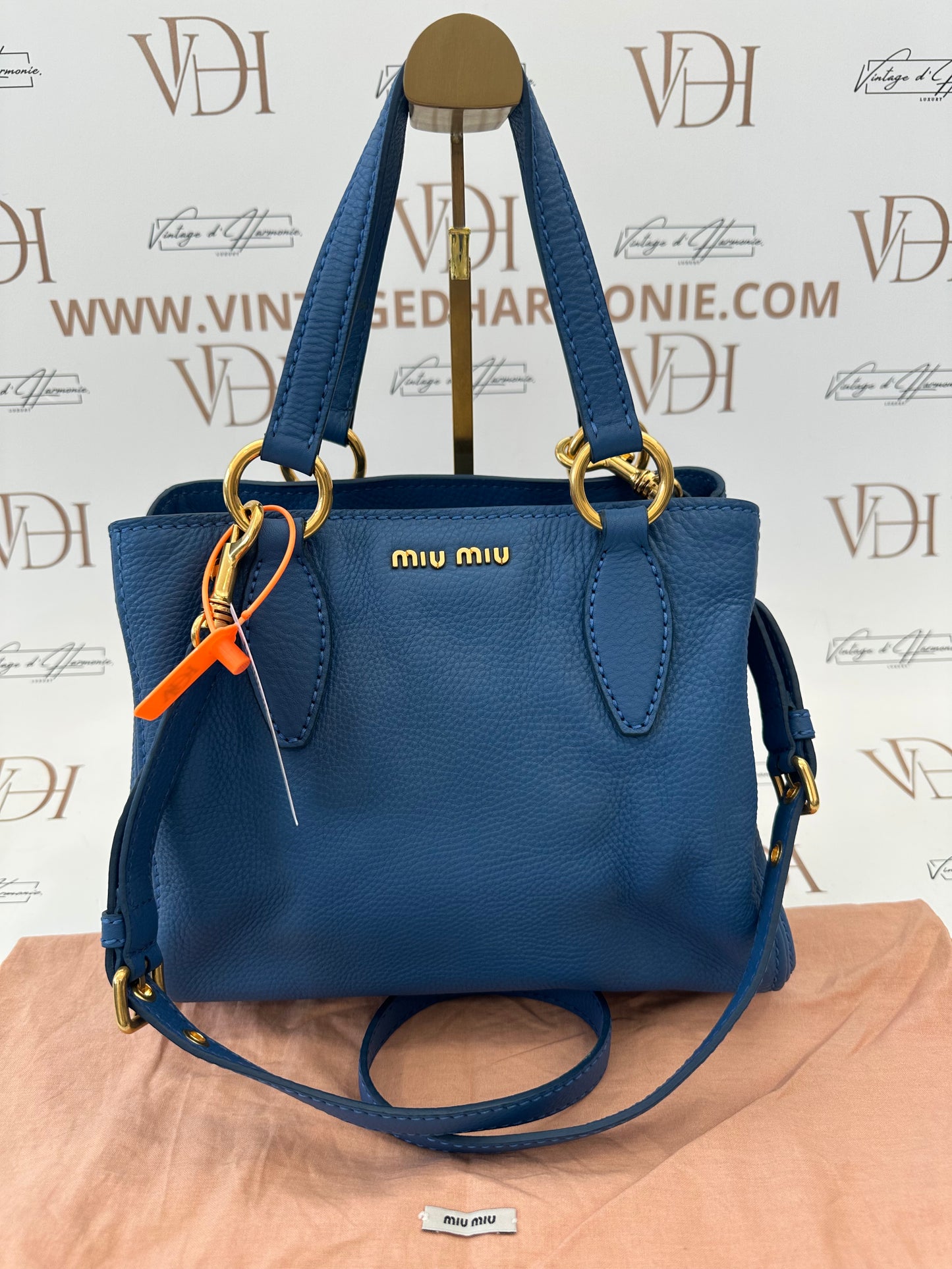 382669 - Miu Miu