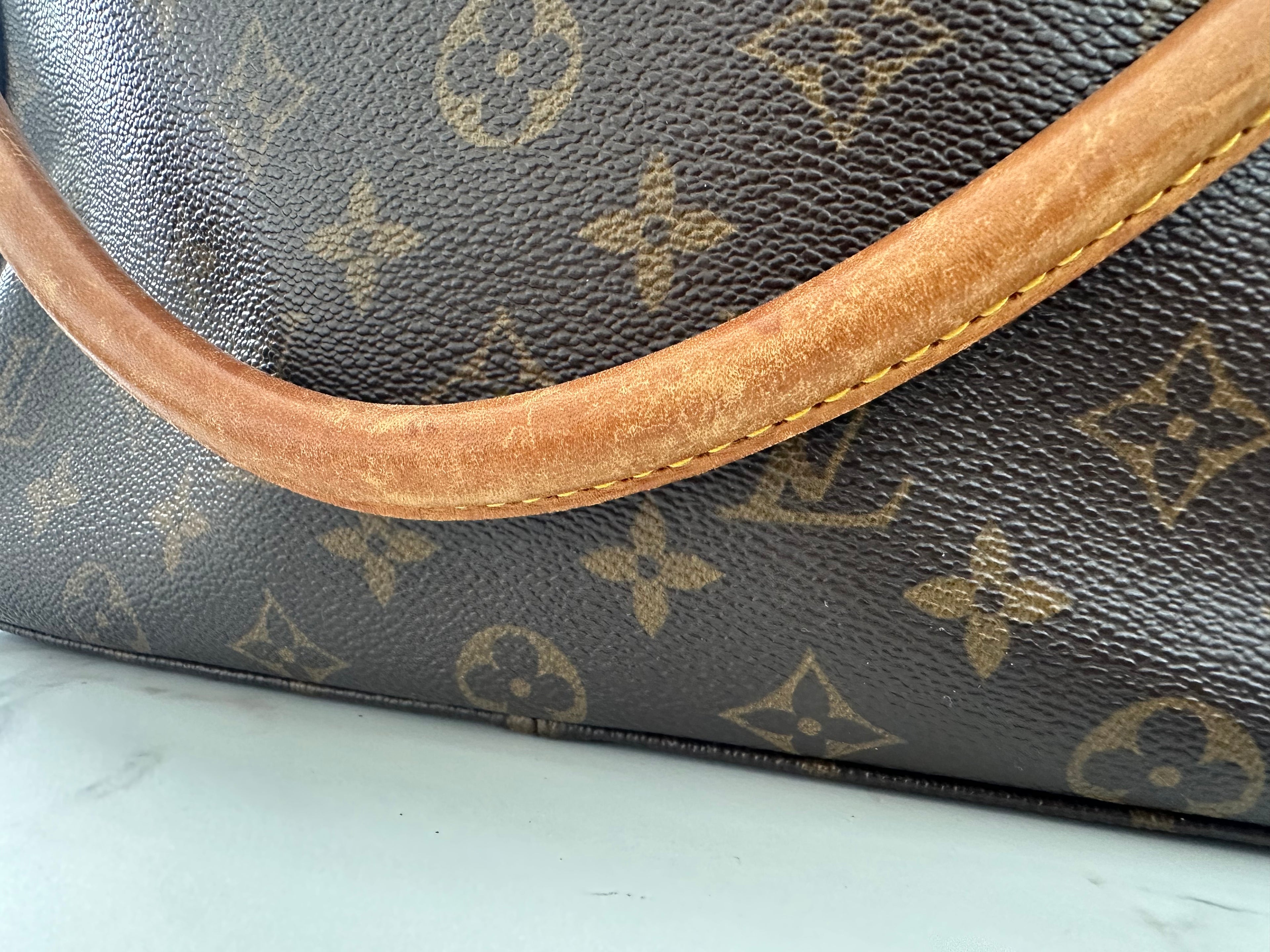 Louis Vuitton Looping GM