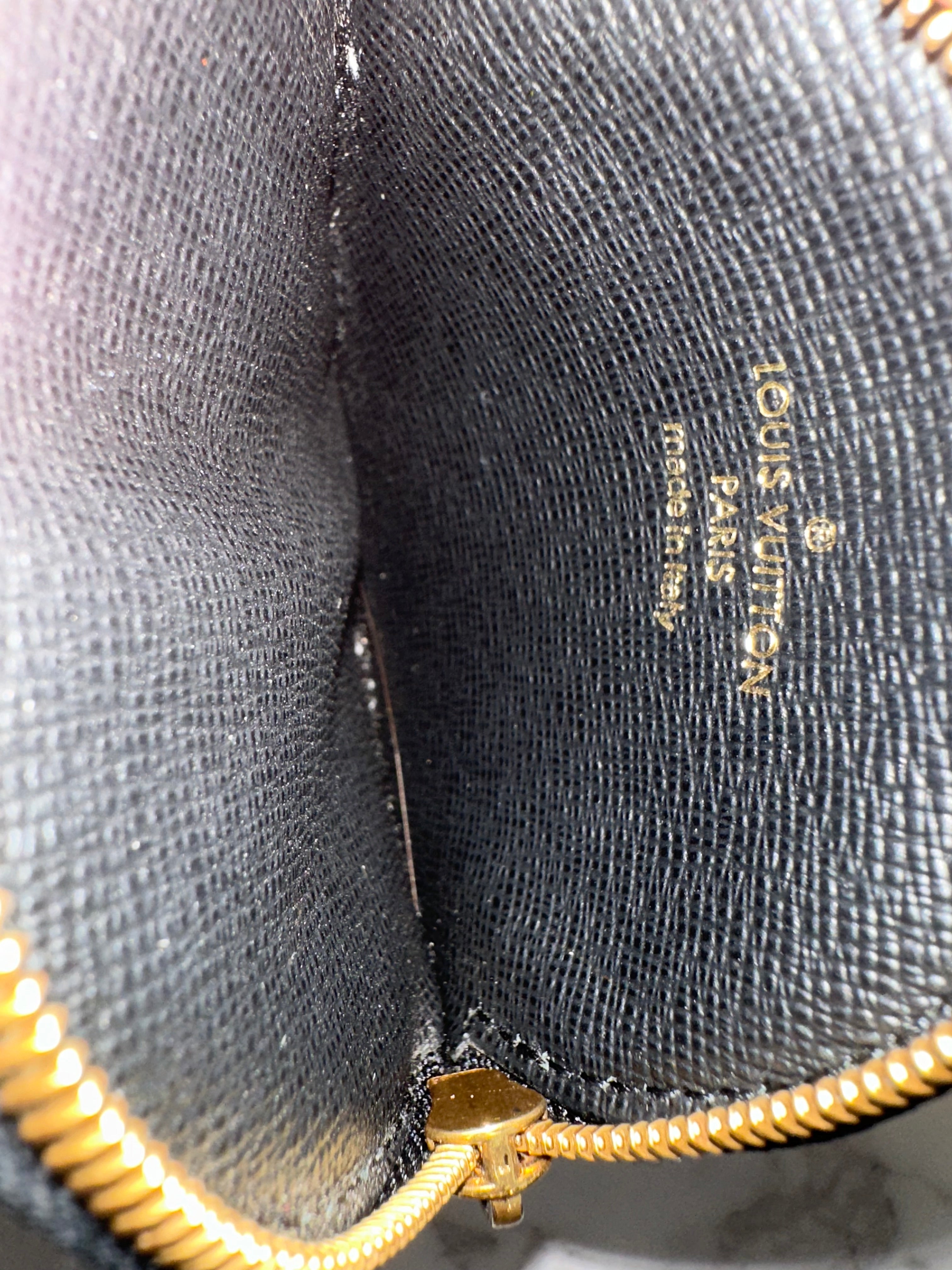 Louis Vuitton Multipochette Black