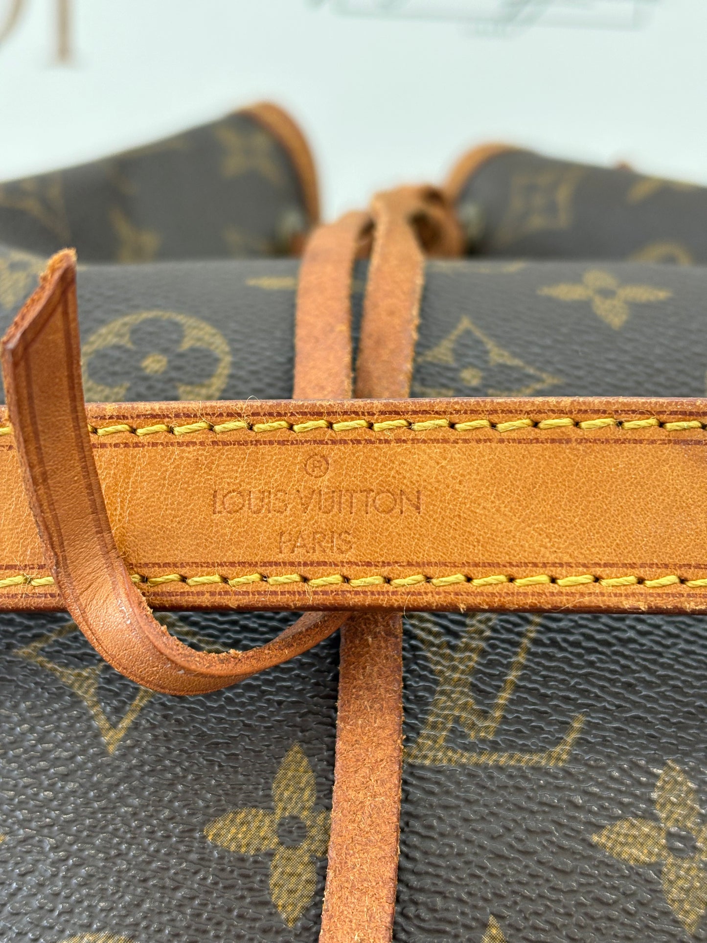 018246 - Louis Vuitton Petite Noé