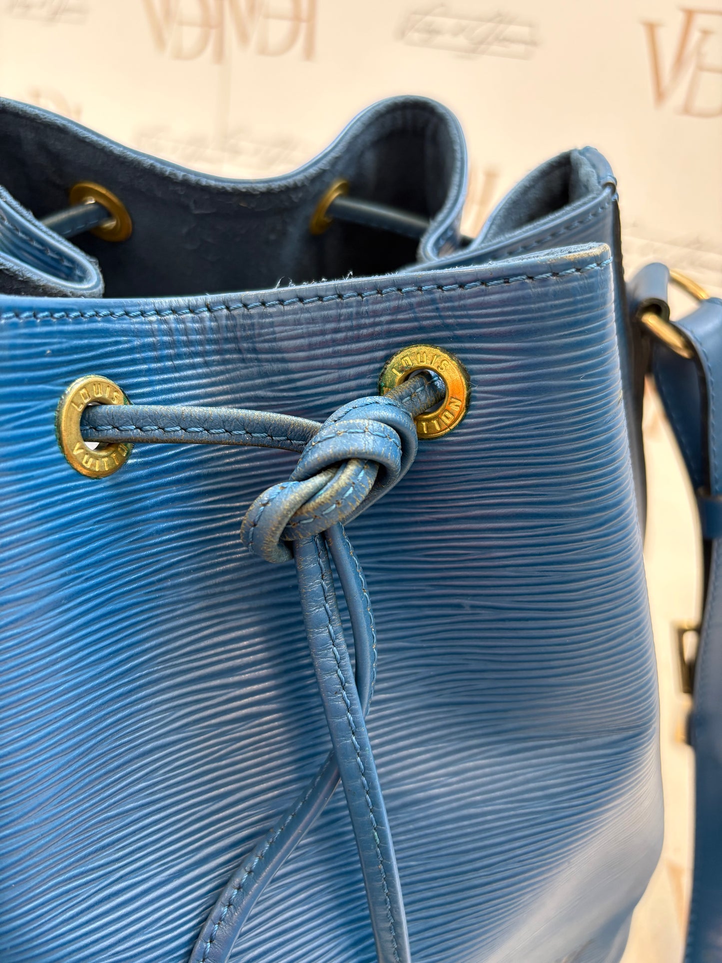 017137 - Louis Vuitton Epi Petit Noé