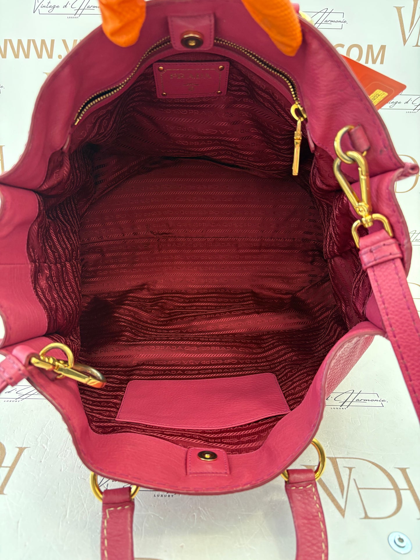 382902 - Prada Tote Pink