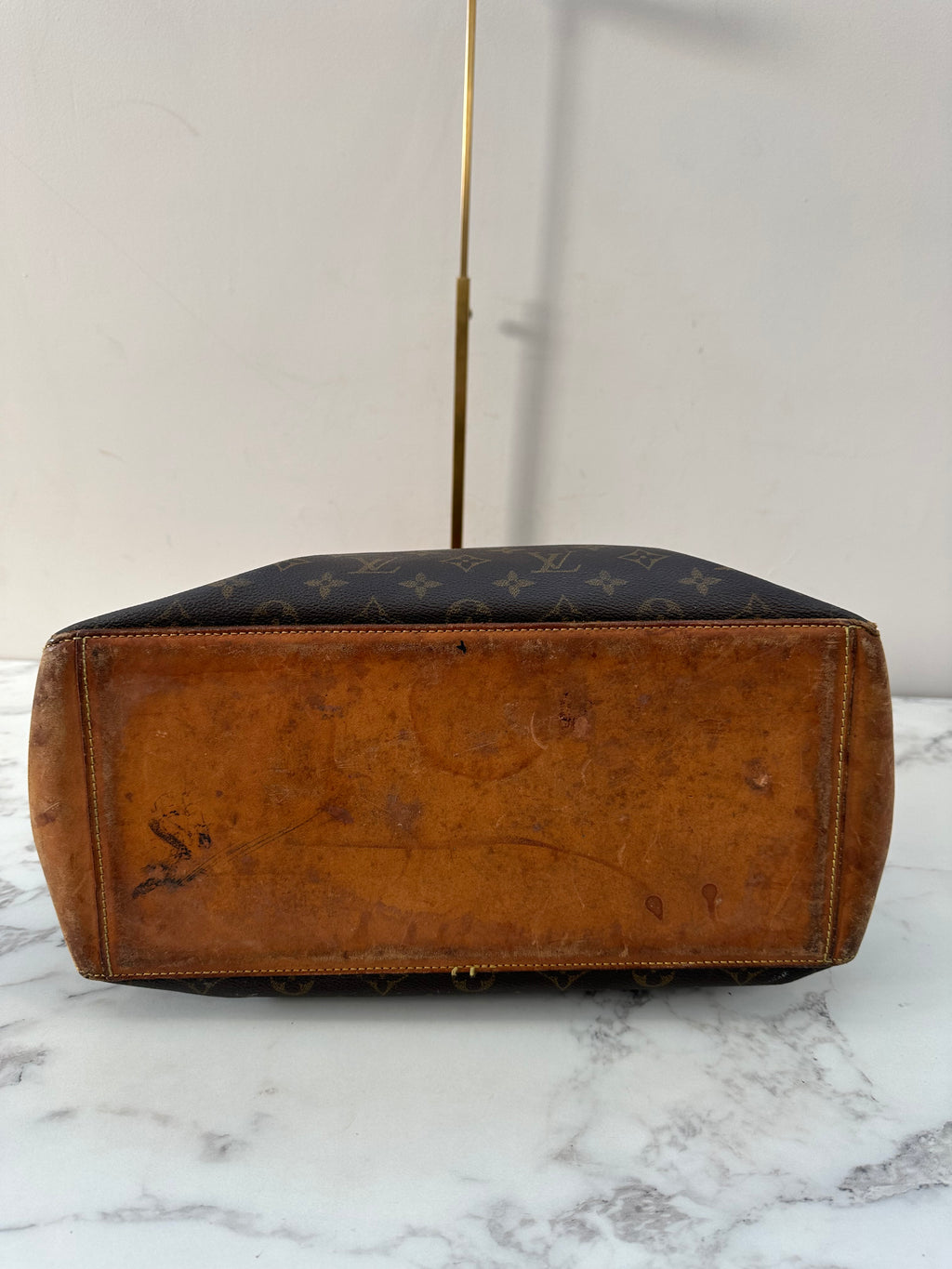 Louis Vuitton Cabas mezzo