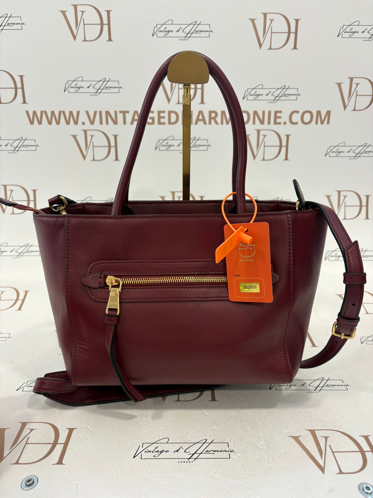 382809 - Miu Miu