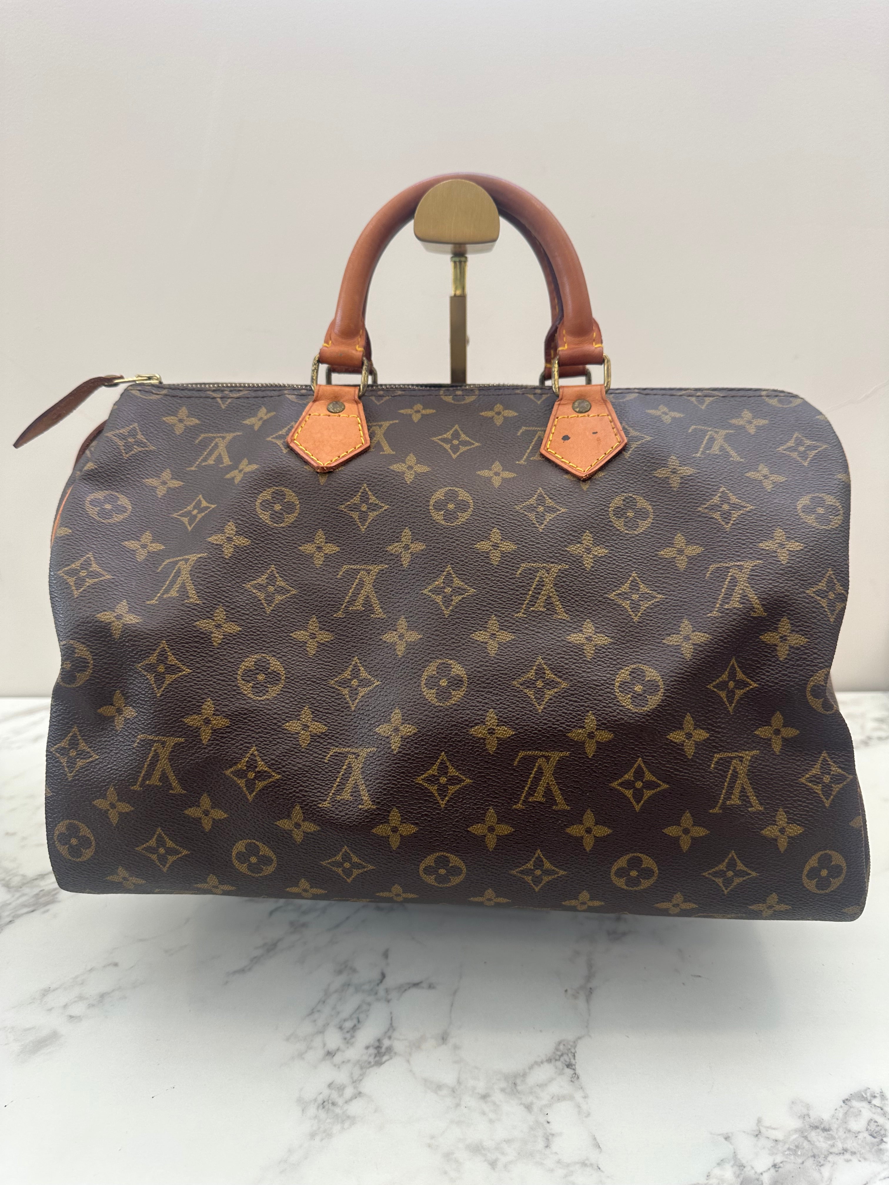 Louis Vuitton Malletier Speedy 35