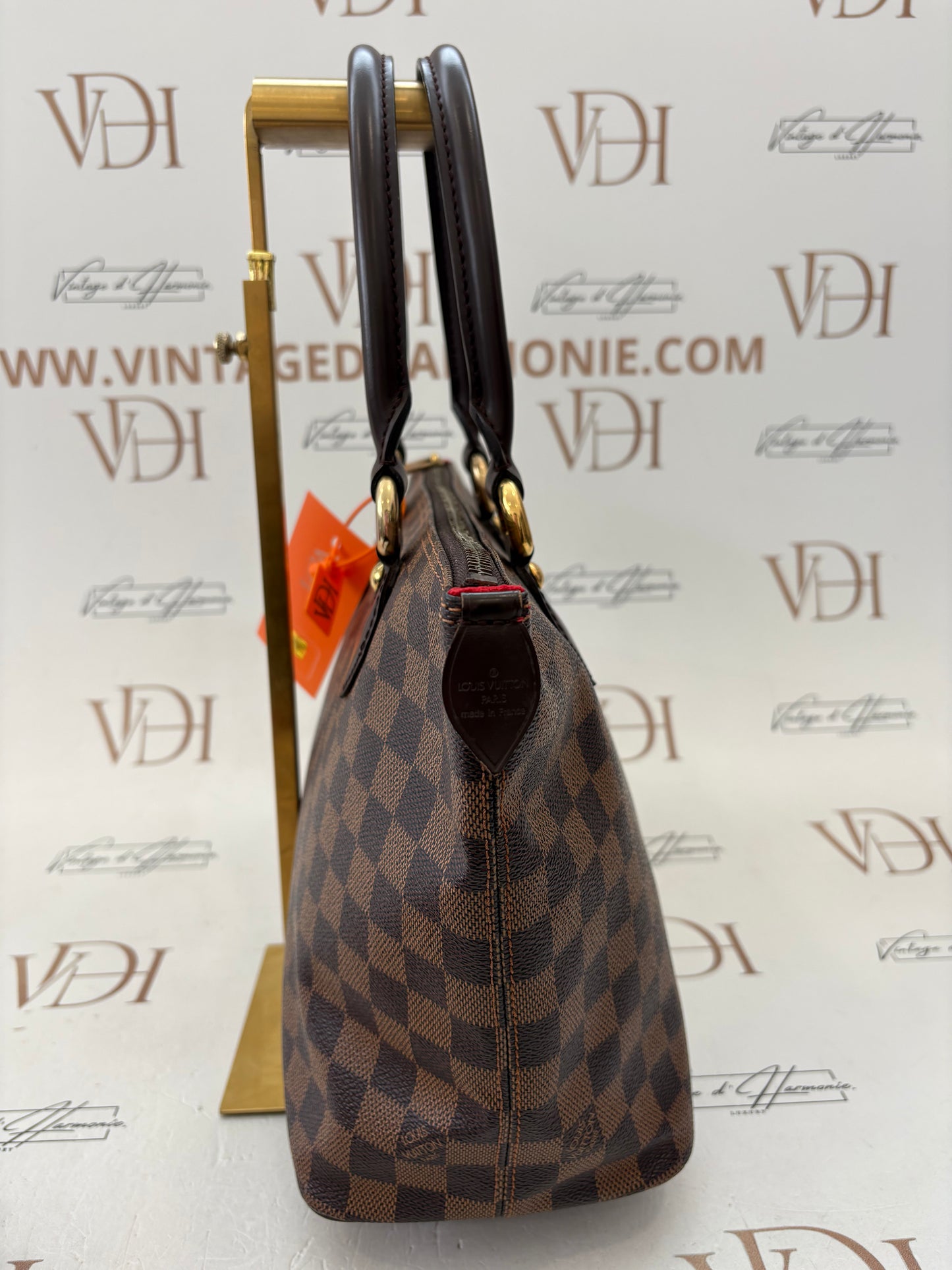 018900 - Louis Vuitton Saleya