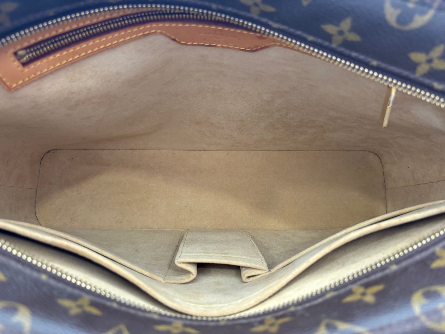 018763 - Louis Vuitton Luco