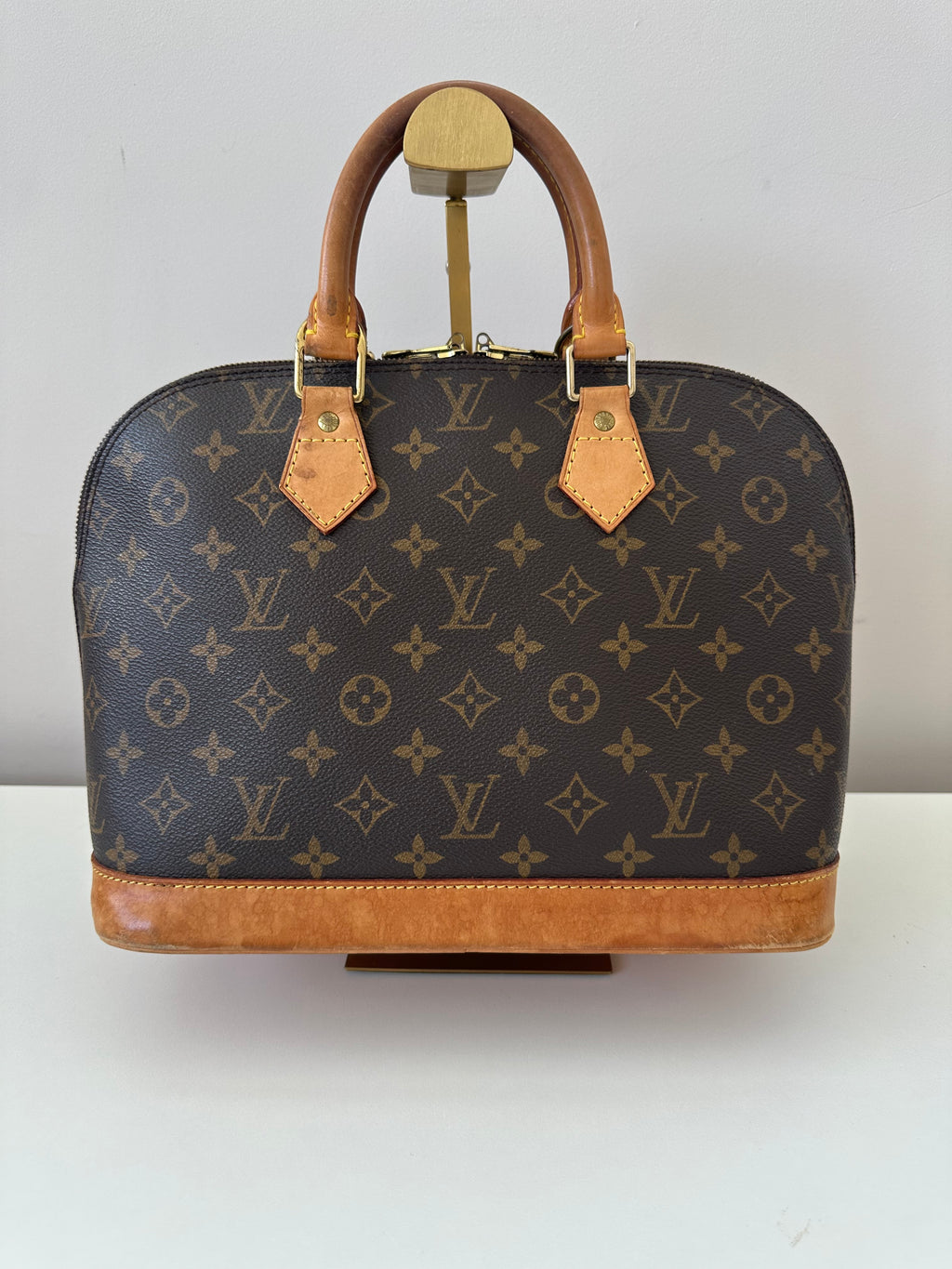 Louis Vuitton Alma