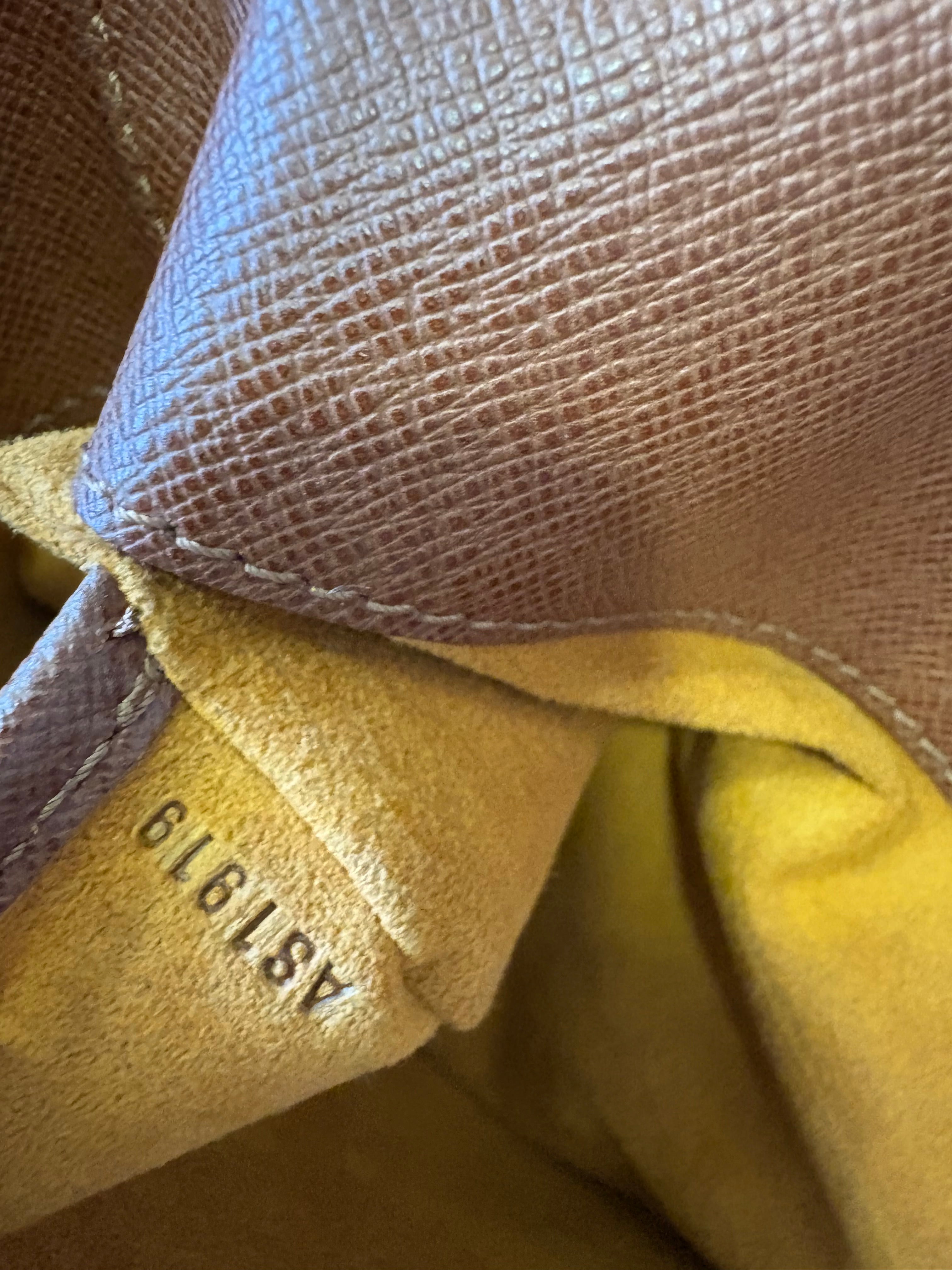 Louis Vuitton Musette Salsa