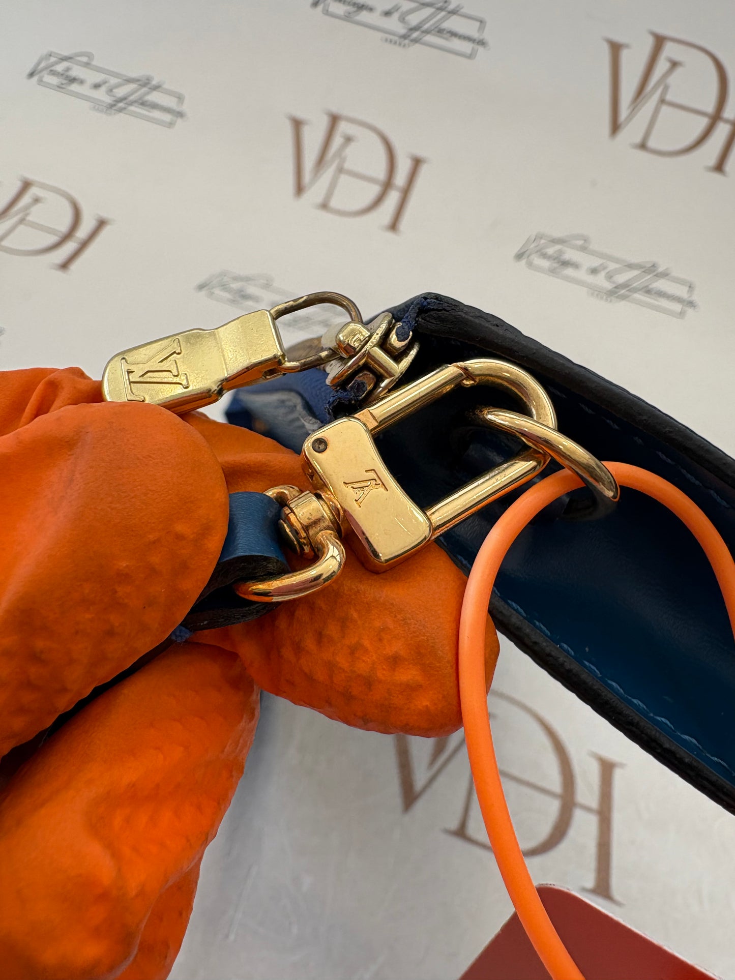 383382 - Louis Vuitton Accessoires
