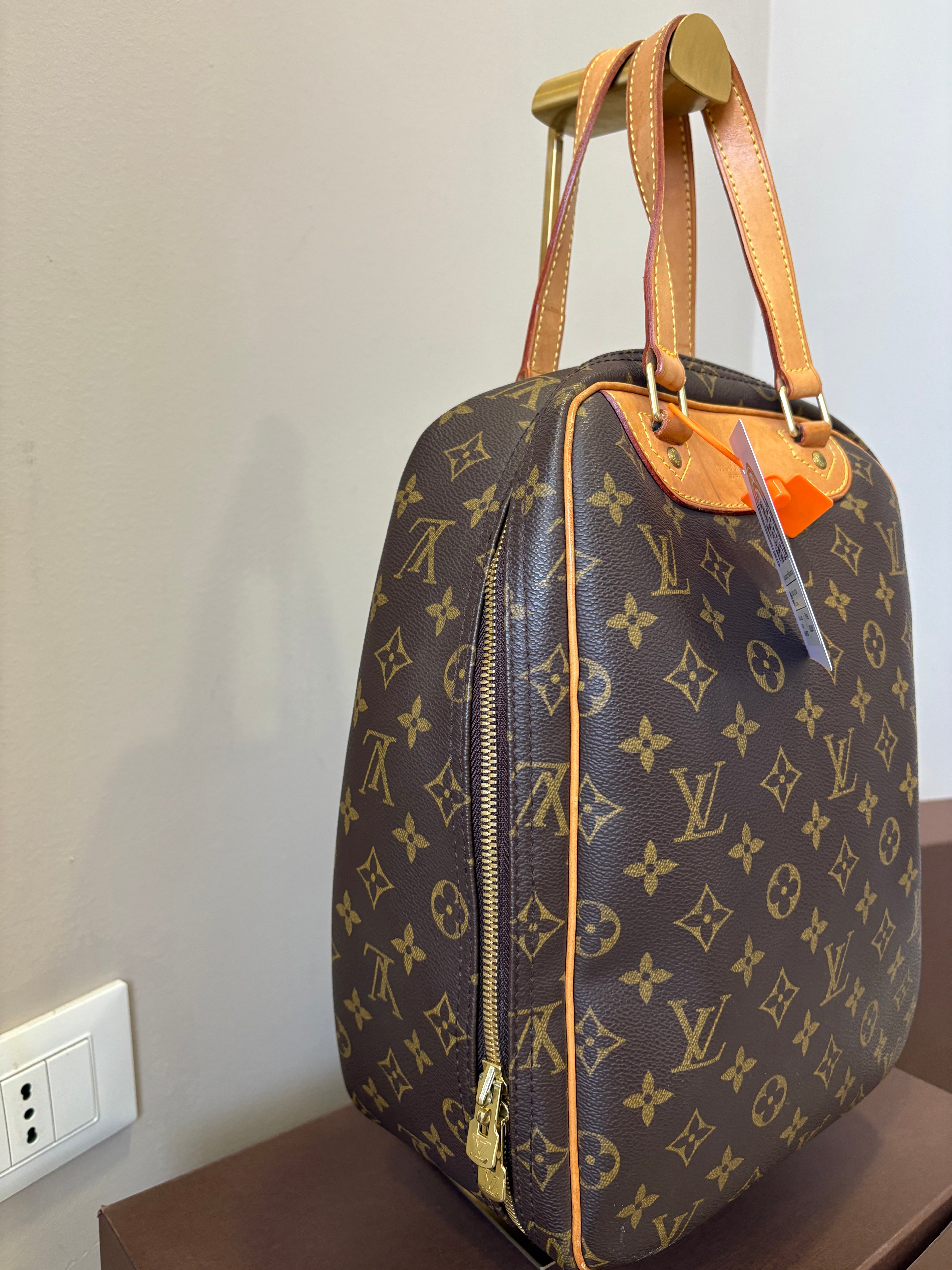 Louis Vuitton Excursion