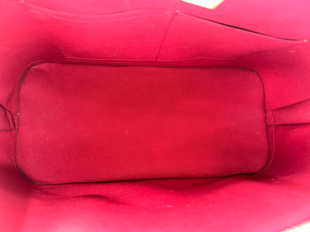 Louis Vuitton Alma GM Vernis Red