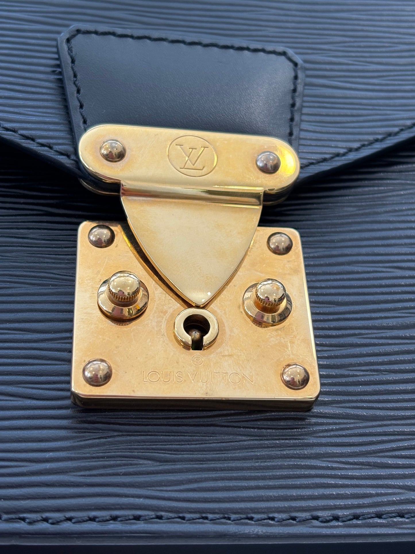 017647 - Louis Vuitton Epi Concorde