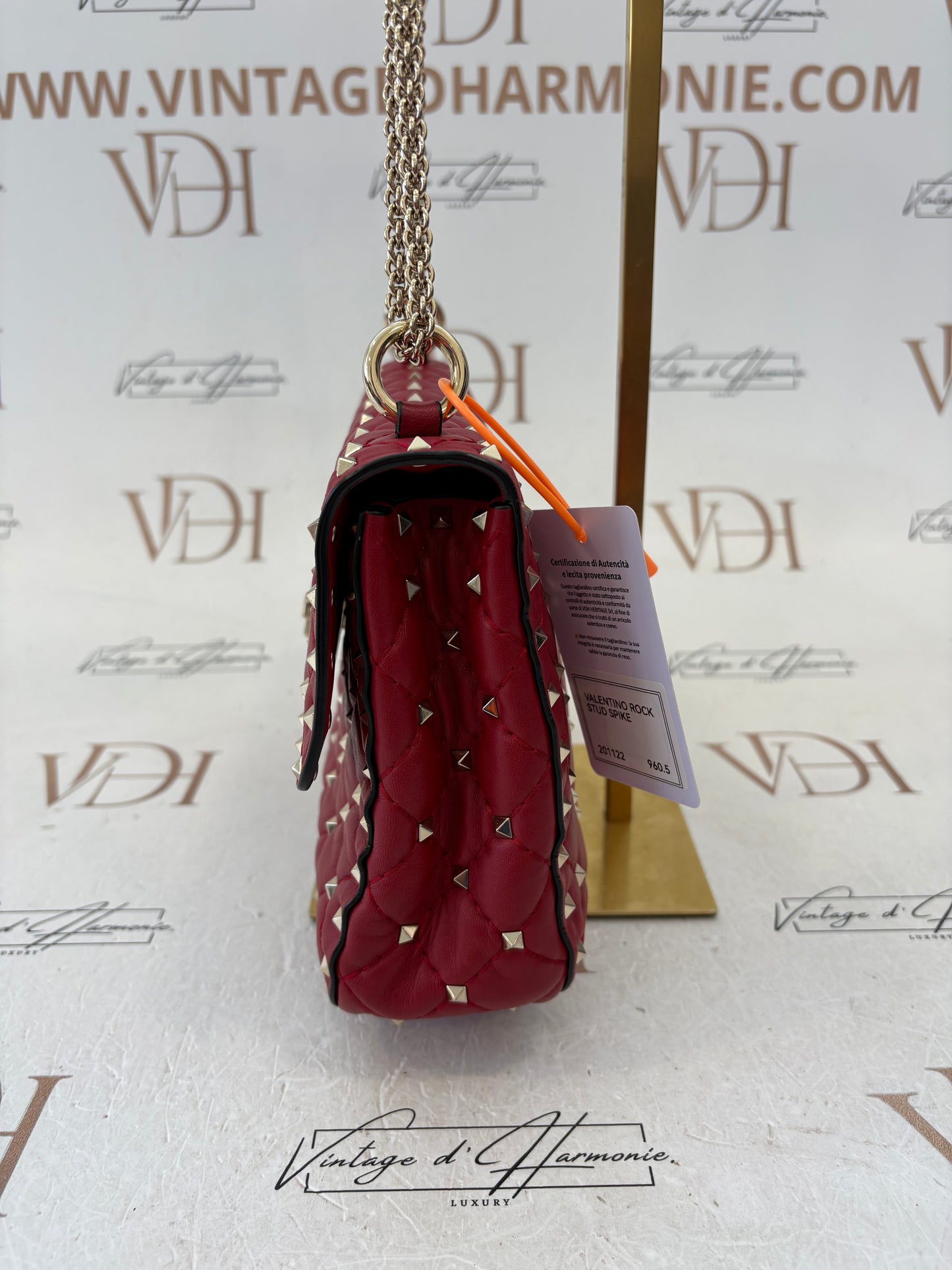 201122 - Valentino Rockstud Spike