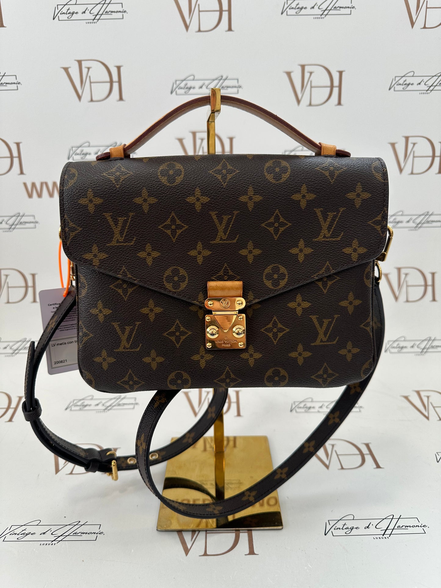 200821 - Louis Vuitton Metis