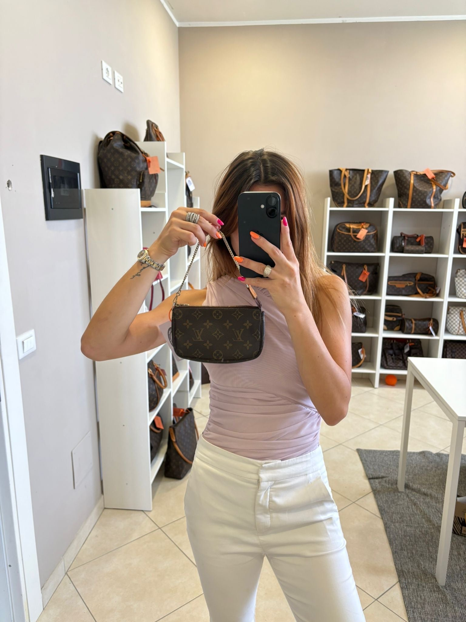 Louis Vuitton Pochette