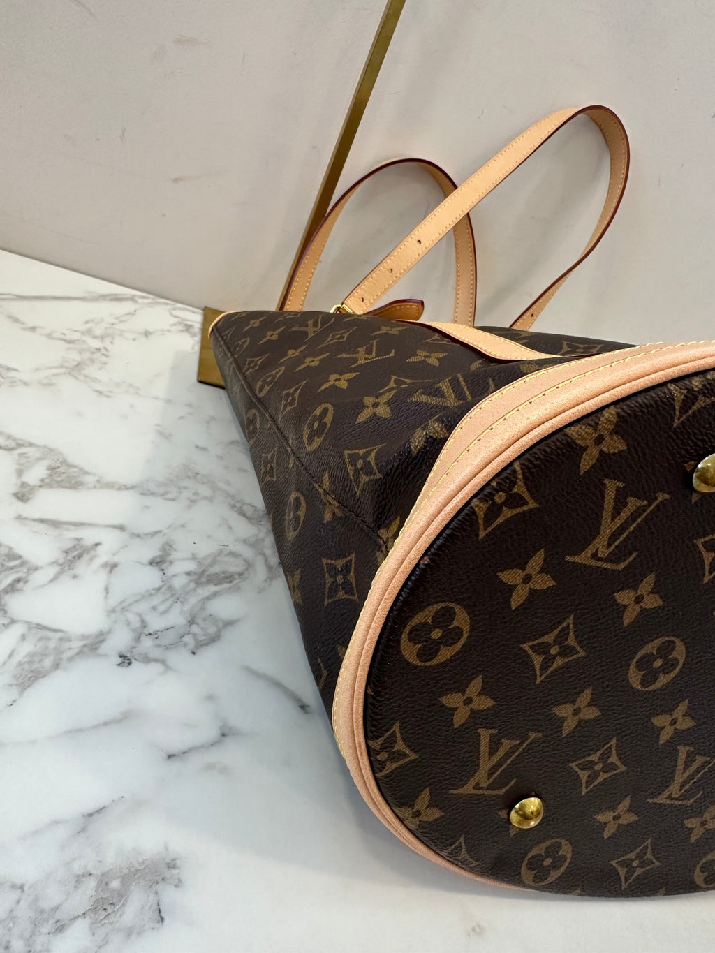 Louis Vuitton Bucket GM