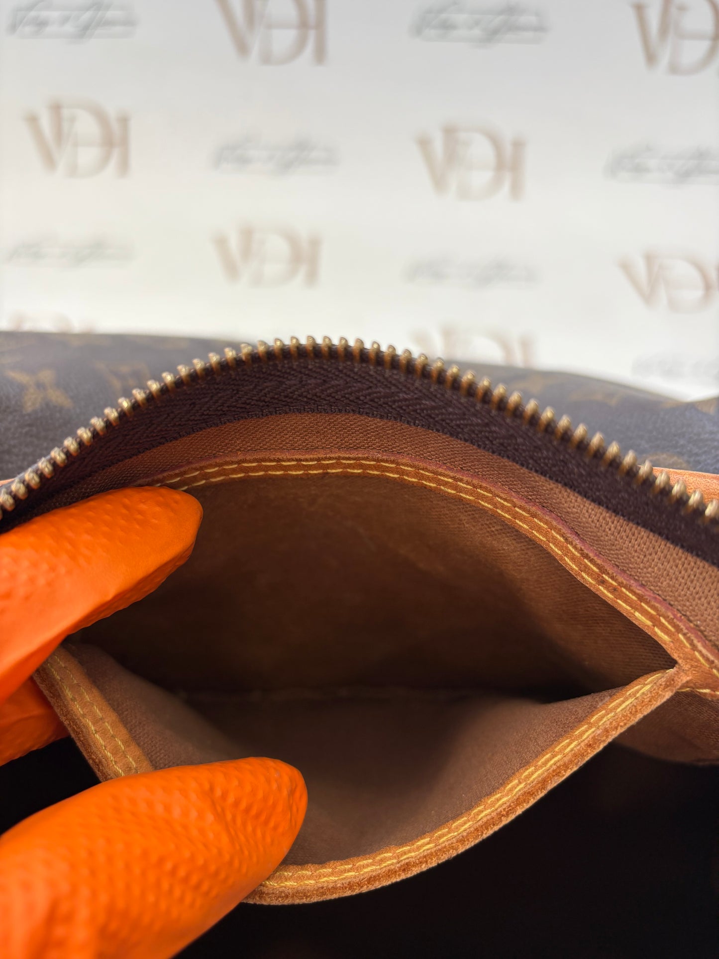 018149 - Louis Vuitton Speedy 30