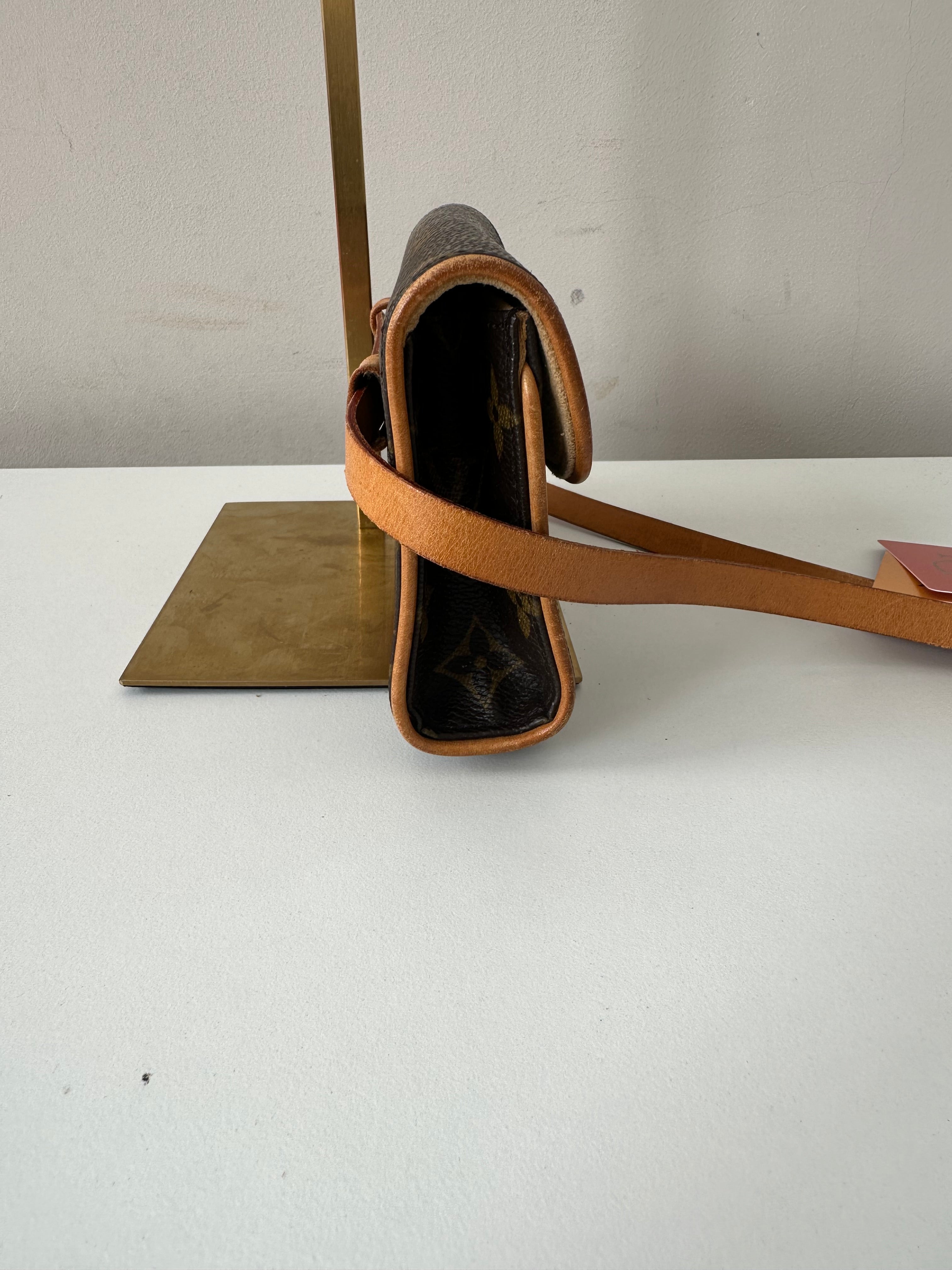 Louis Vuitton Florentine XS