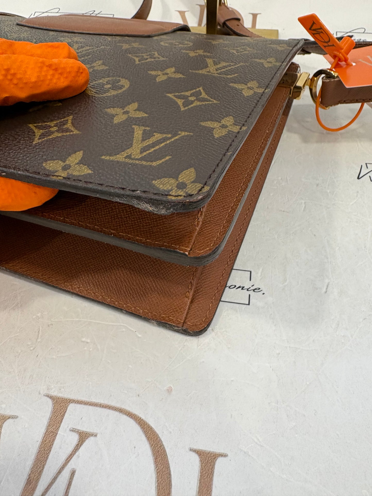 016947 - Louis Vuitton Kurcell