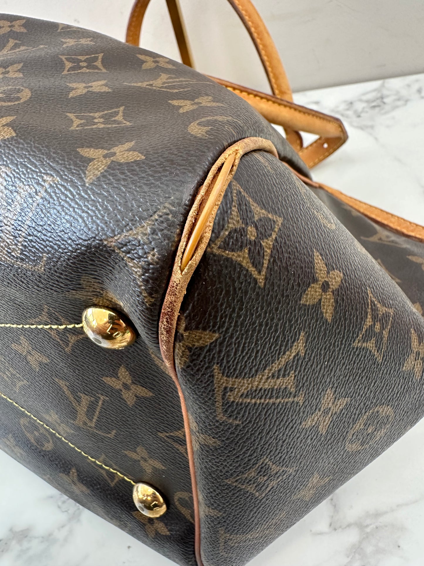 Louis Vuitton Tivoli GM