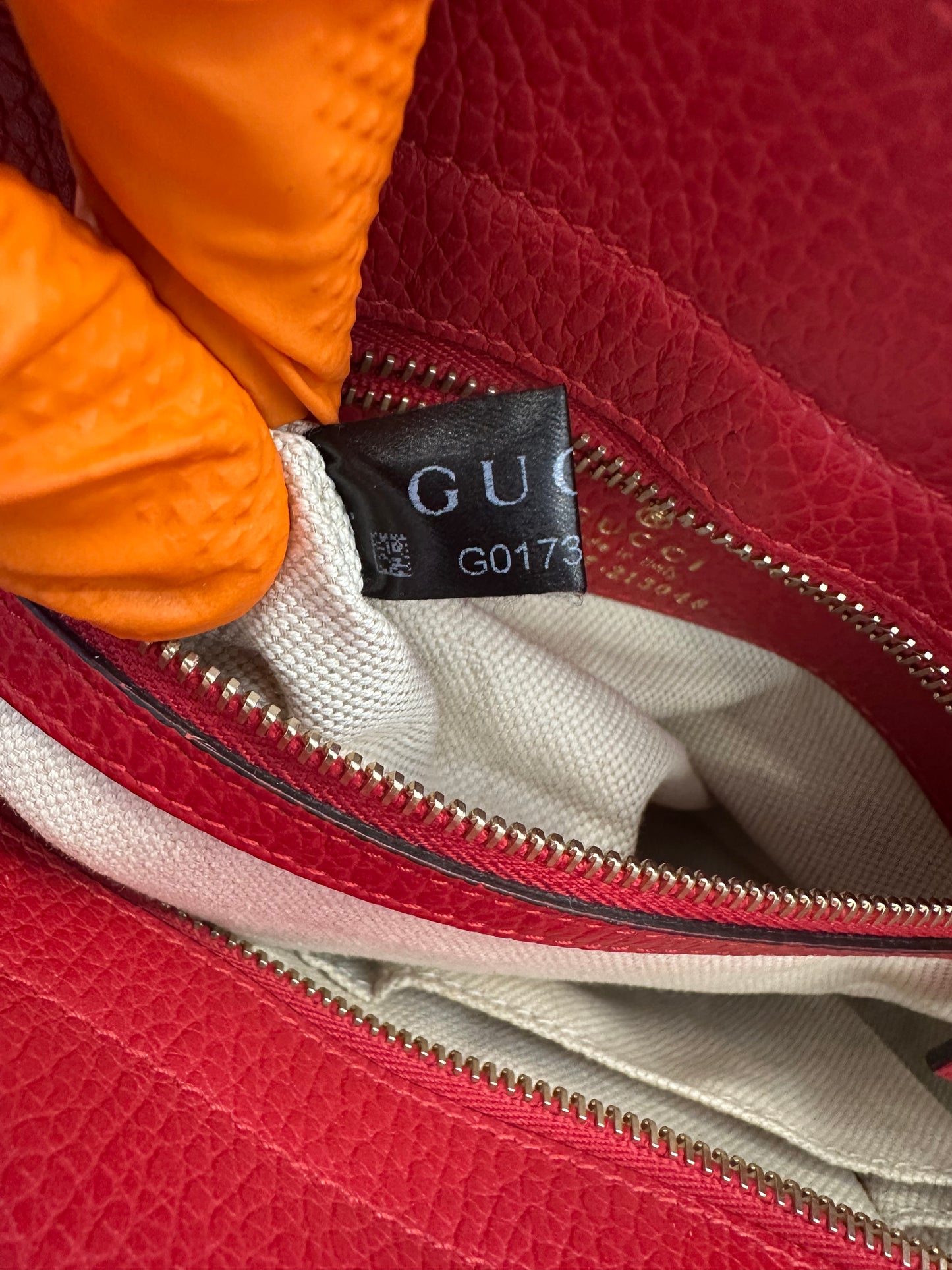 382541 - Gucci Swing